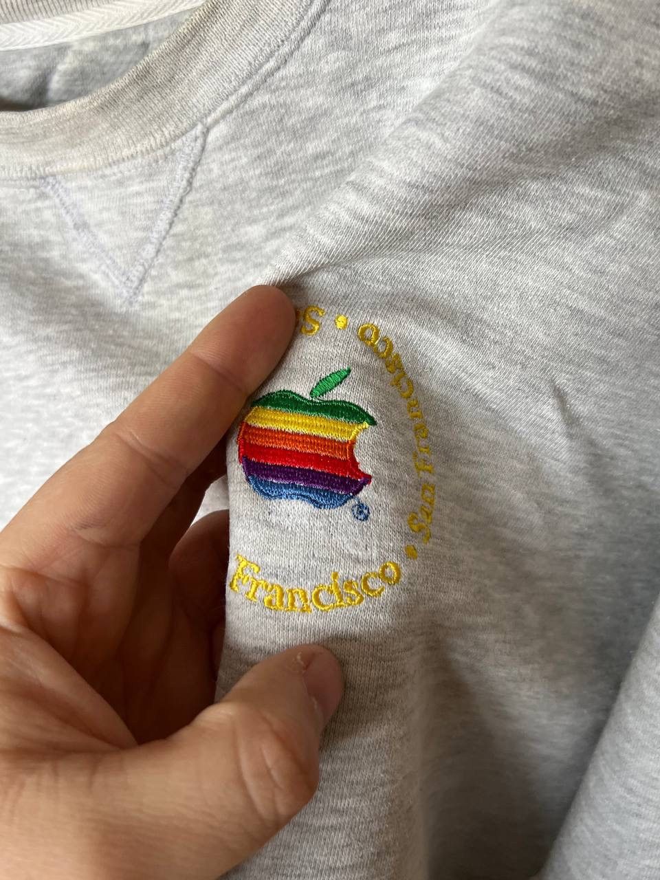 Apple Vintage Apple Computer Crewneck Sweatshirt 90s Rainbow SF Size US M / EU 48-50 / 2 - 3 Thumbnail