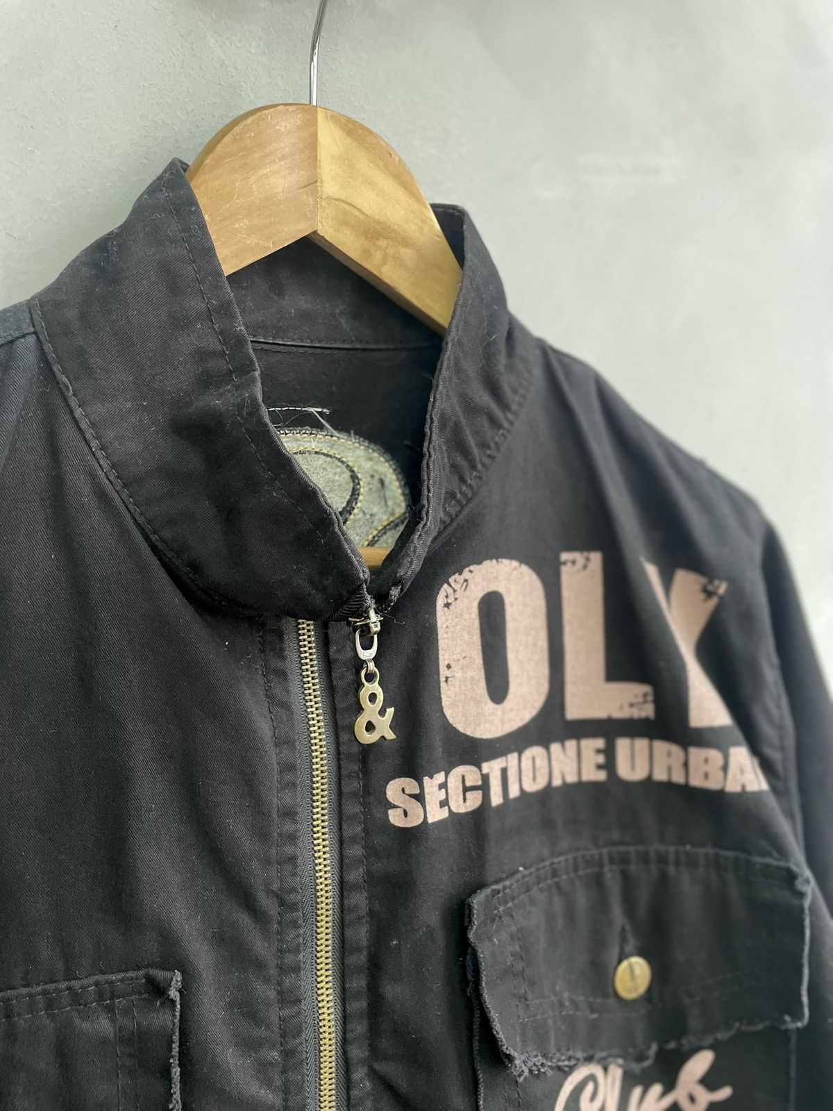 Dolce & Gabbana Vintage 2000s Big logo Dolce Gabbana distressed jacket Size US S / EU 44-46 / 1 - 6 Thumbnail