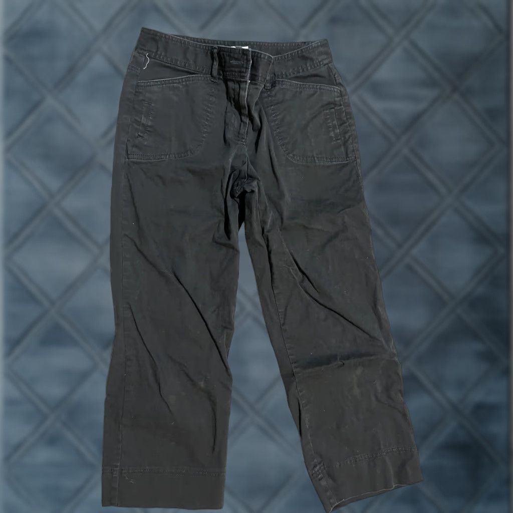 Ann Taylor Ann Taylor Women's Pants Black Cropped Size 4 Inseam 4 in Regular” Size 27" / US 4 / IT 40 - 1 Thumbnail