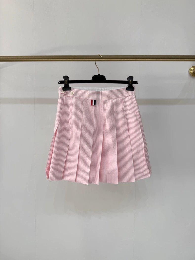 Thom Browne Pink Pleated Skirt by Thom Browne-dmc Size 36" / US 14 / IT 50 - 1 Thumbnail