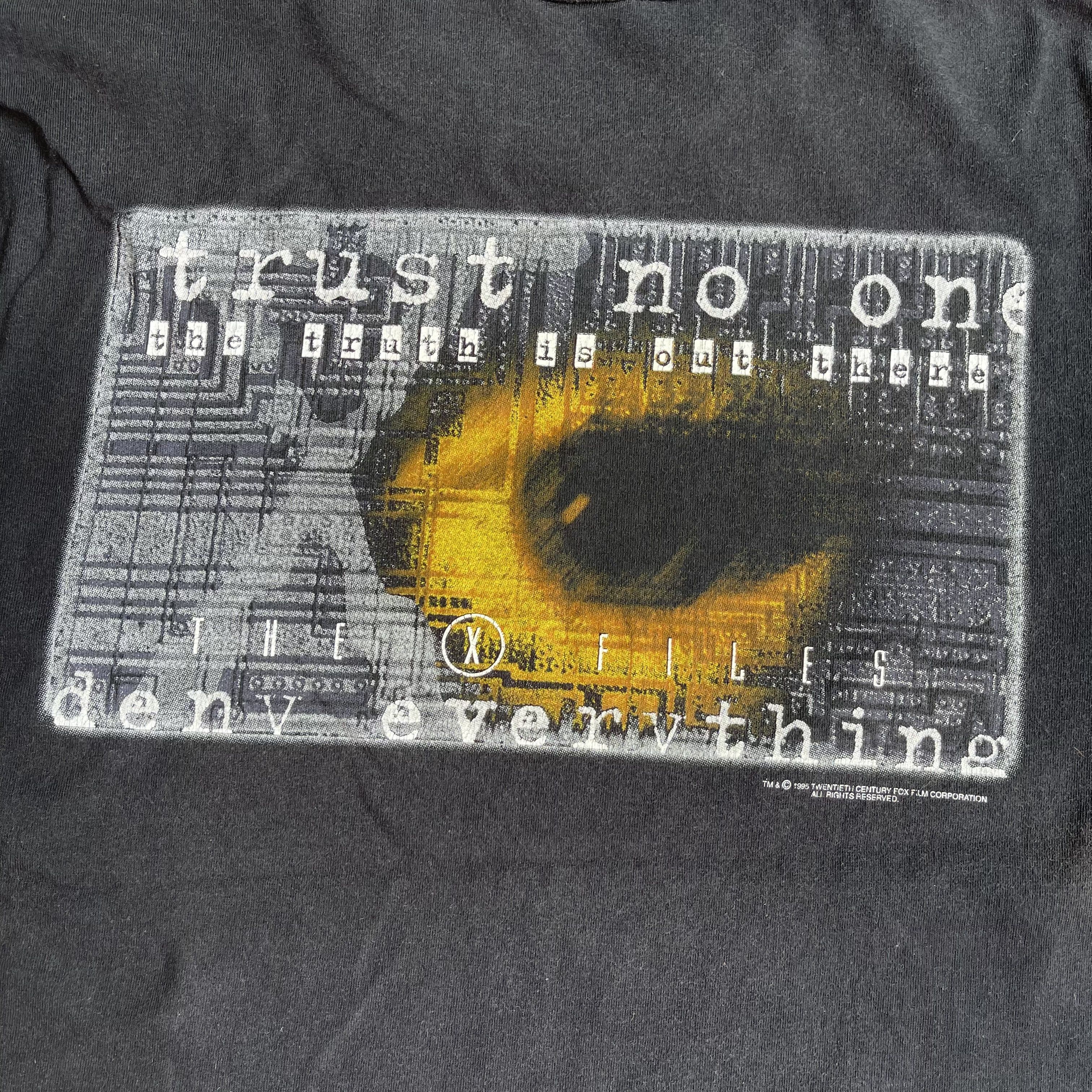 Vintage Vintage 1995 The X-Files T-shirt Science Fiction Movie Tee Size US M / EU 48-50 / 2 - 4 Thumbnail