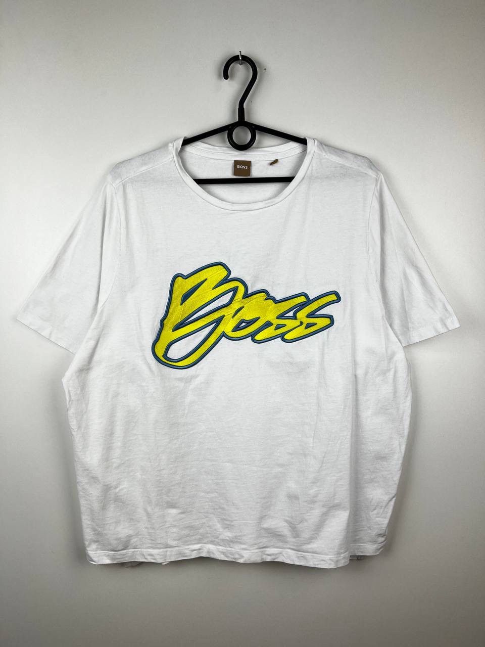 Hugo Boss Hugo Boss luxury t-shirts size XL Size US XL / EU 56 / 4 - 1 Thumbnail