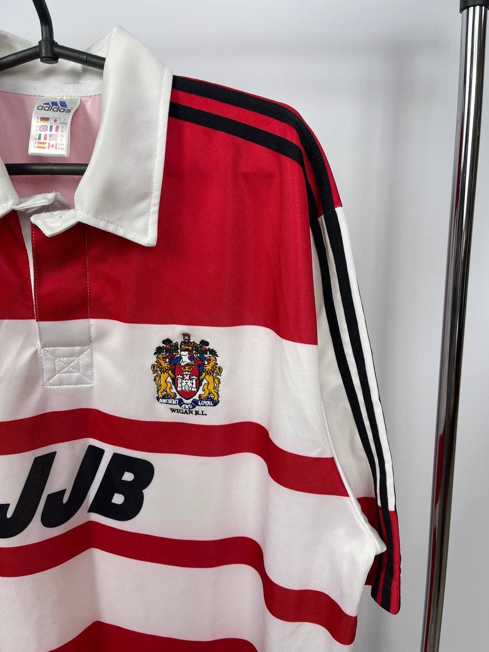 Adidas MENS ADIDAS RUGBY LEAGUE WIGAN WARRIORS 2000/2001 SIZE XL Size US XL / EU 56 / 4 - 2 Thumbnail