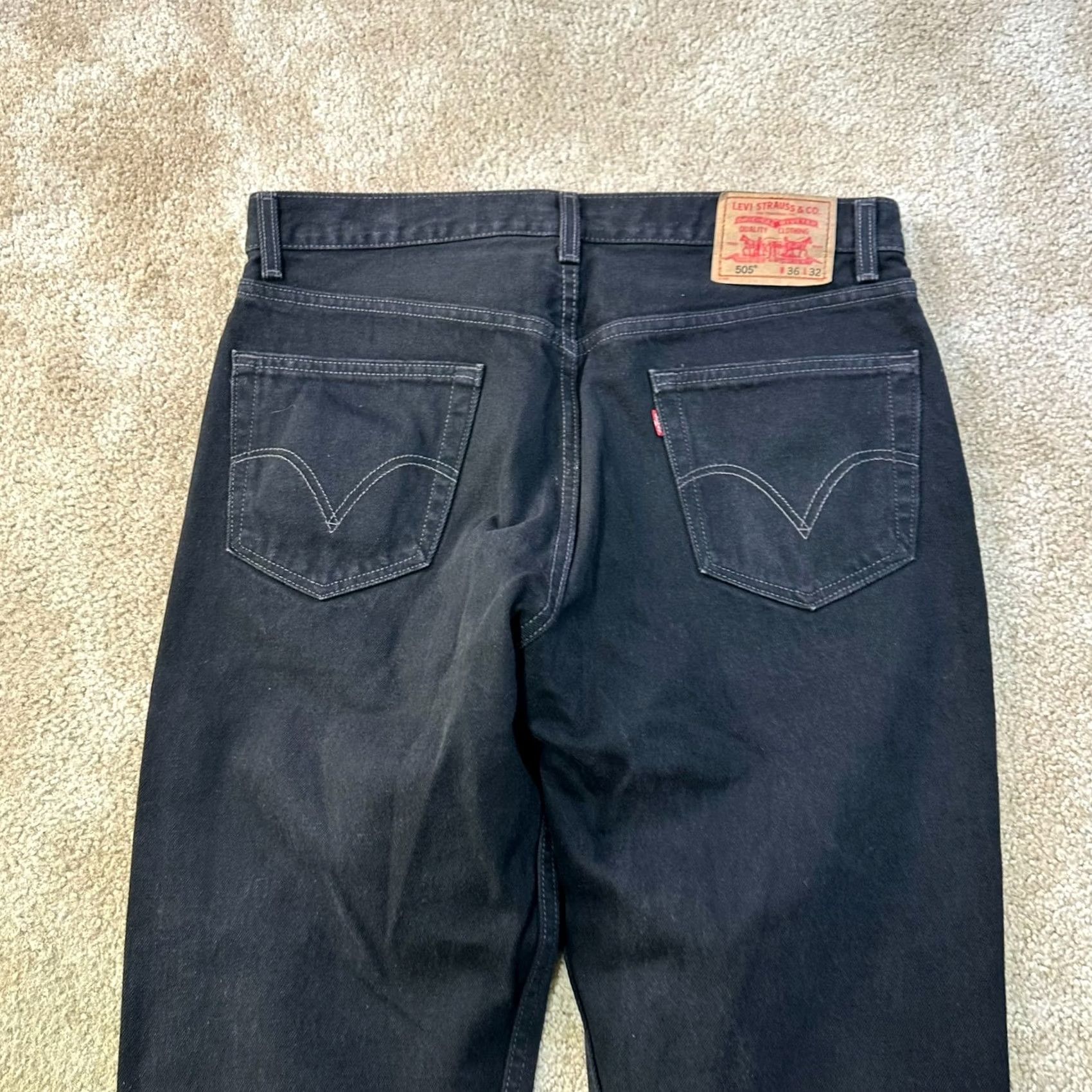 Levi's VINTAGE Levi's 505 Jeans Mens Regular Straight 36x32 Black Made in USA Y2K Distressed Dark Size US 36 / EU 52 - 7 Thumbnail