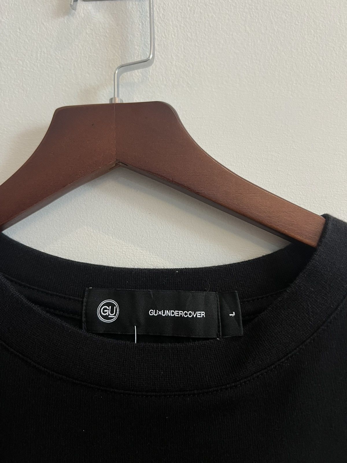 GU × Undercover UNDERCOVER X GU RARE APPLE LOGO TEE Y2K Size US L / EU 52-54 / 3 - 4 Thumbnail
