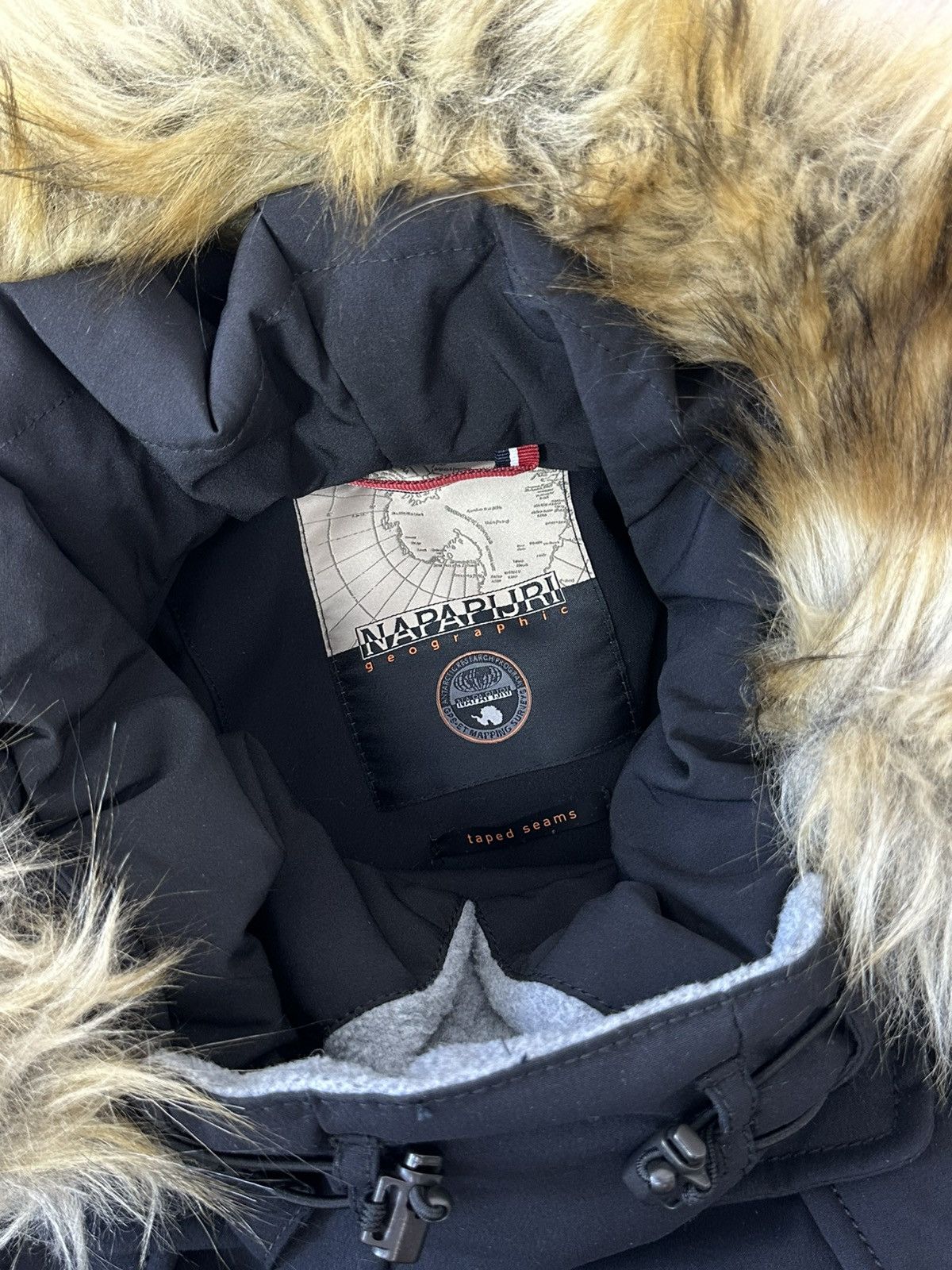 Napapijri Napapijri Skidoo Taped Seams Black Winter Women’s Anorak Size S / US 4 / IT 40 - 10 Thumbnail