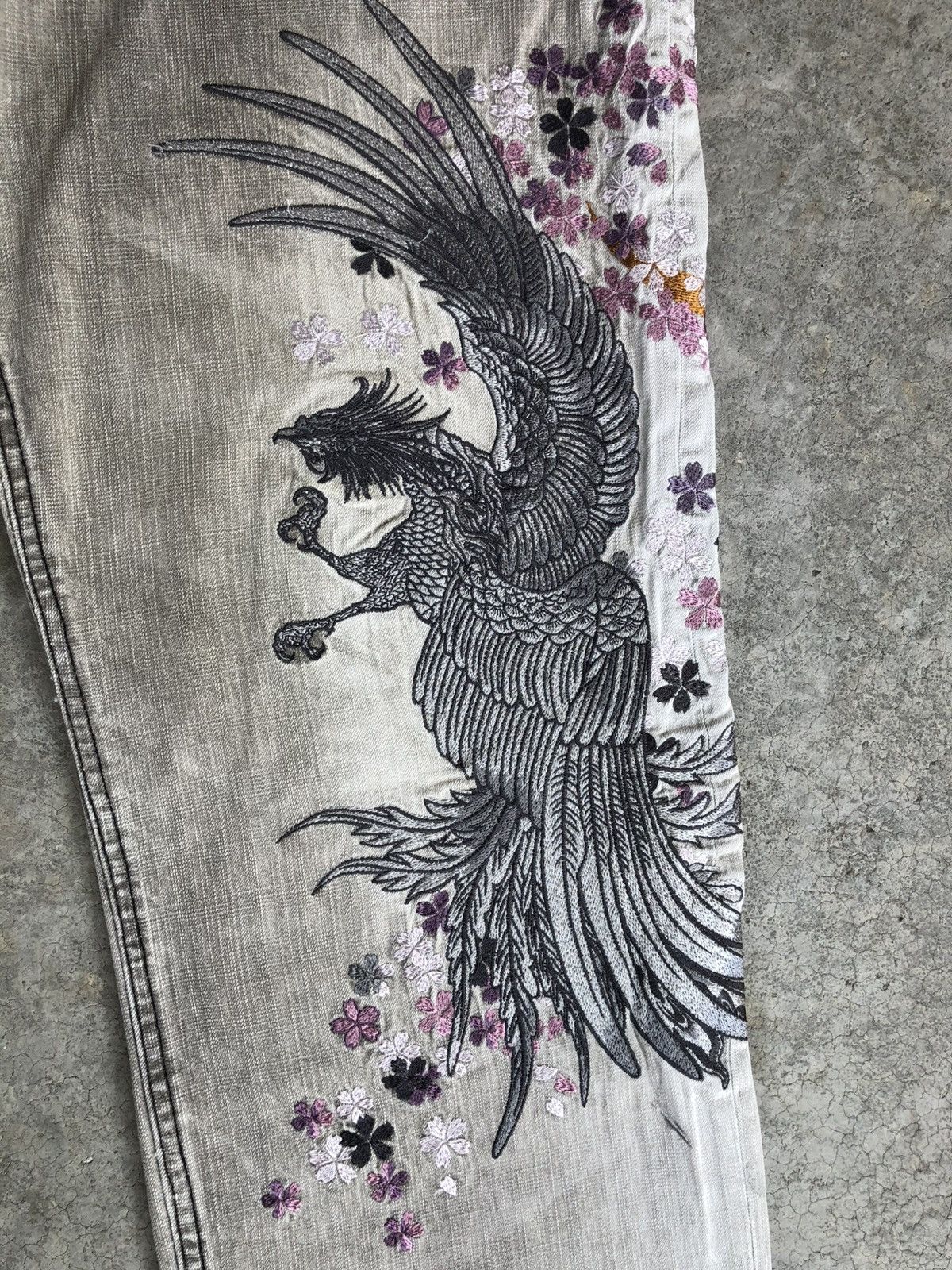 Karakuri Tamashii Karakuri Tamashii Embroidered Phoenix Distressed Size US 37 - 9 Thumbnail