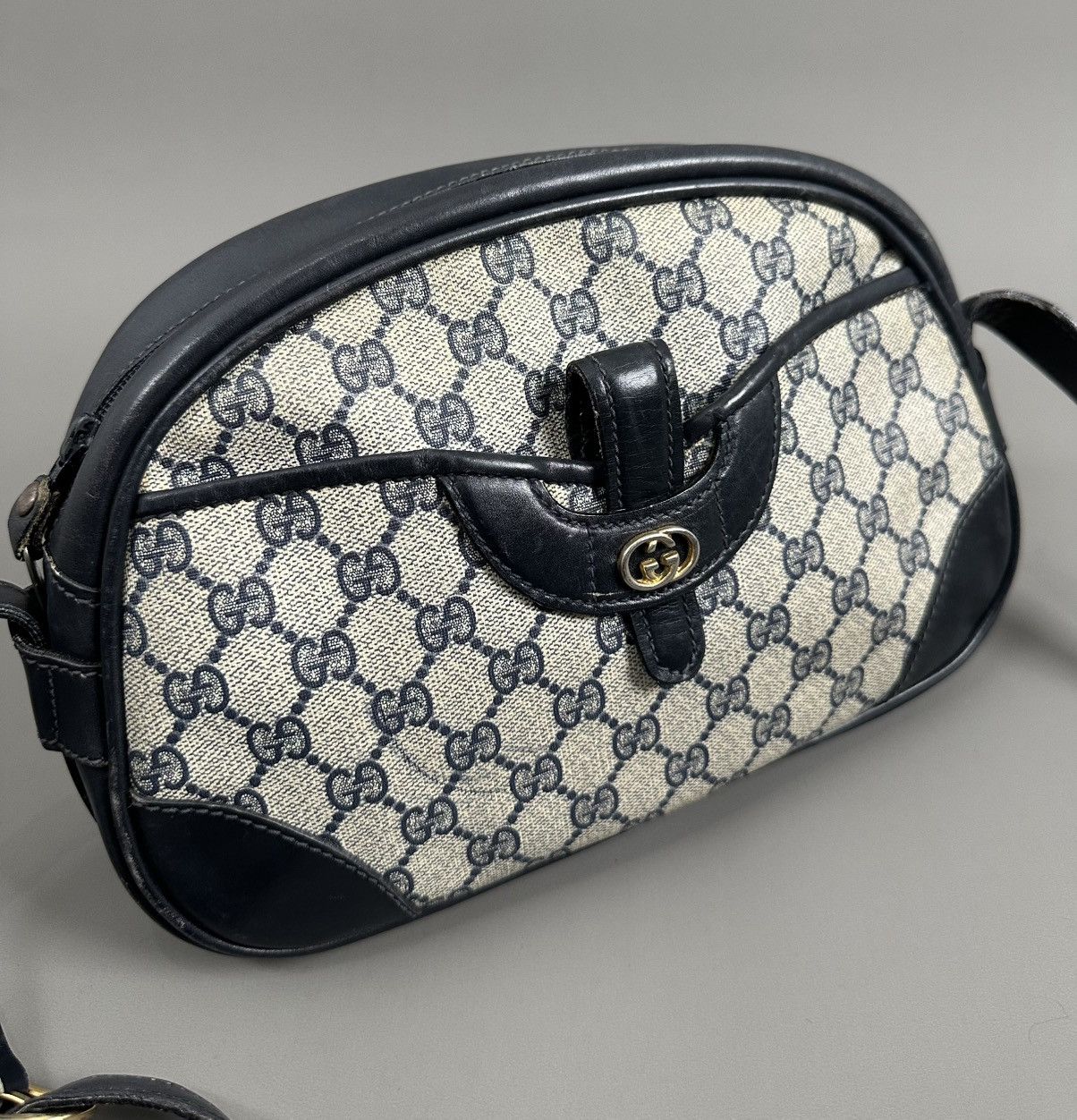 Gucci Gucci - Vintage GG Monogram Supreme Pattern - Coated - Navy Size ONE SIZE - 2 Thumbnail