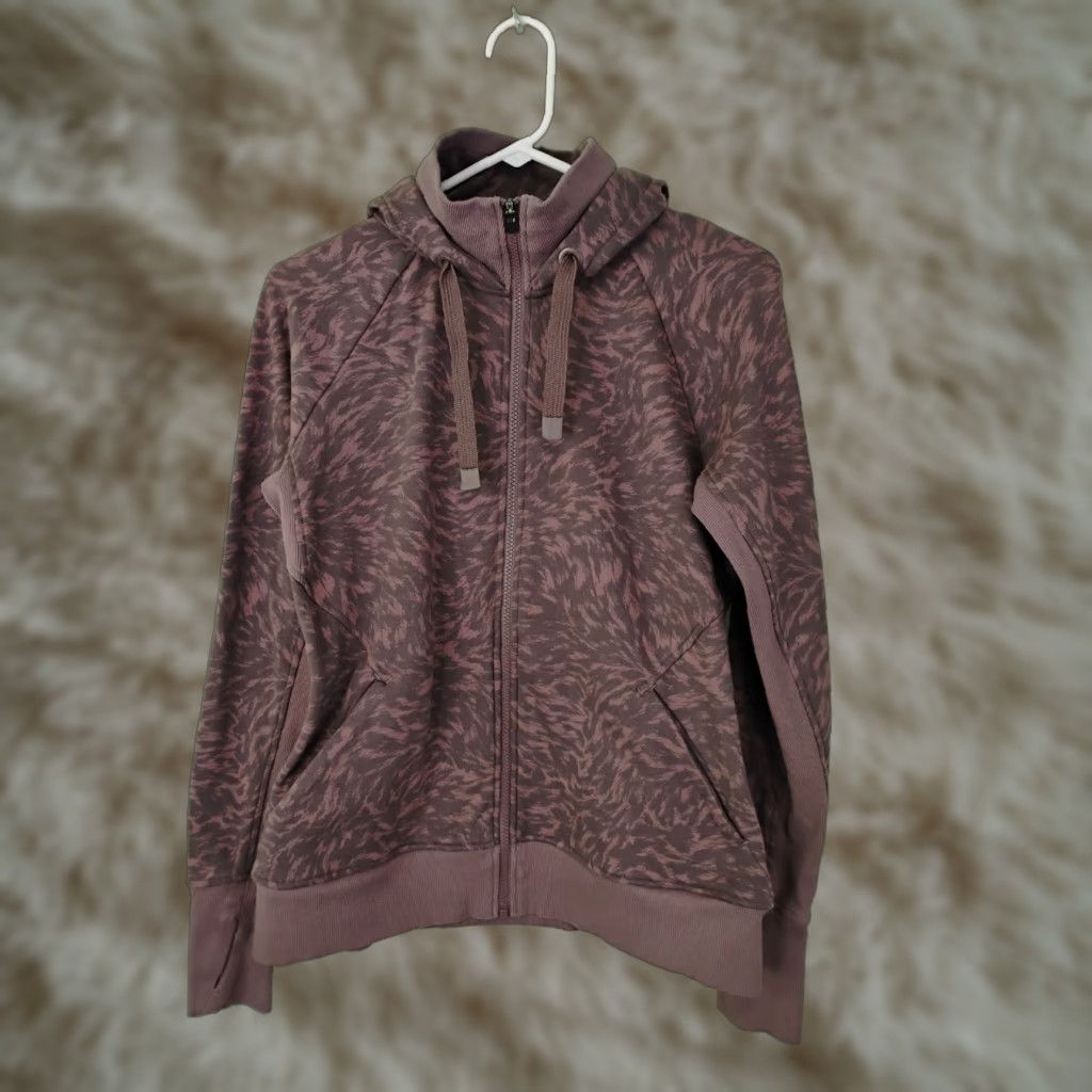 Athleta Athleta Hoodie Full Zip M Women Purple Printed Animal Pattern Size M / US 6-8 / IT 42-44 - 1 Thumbnail