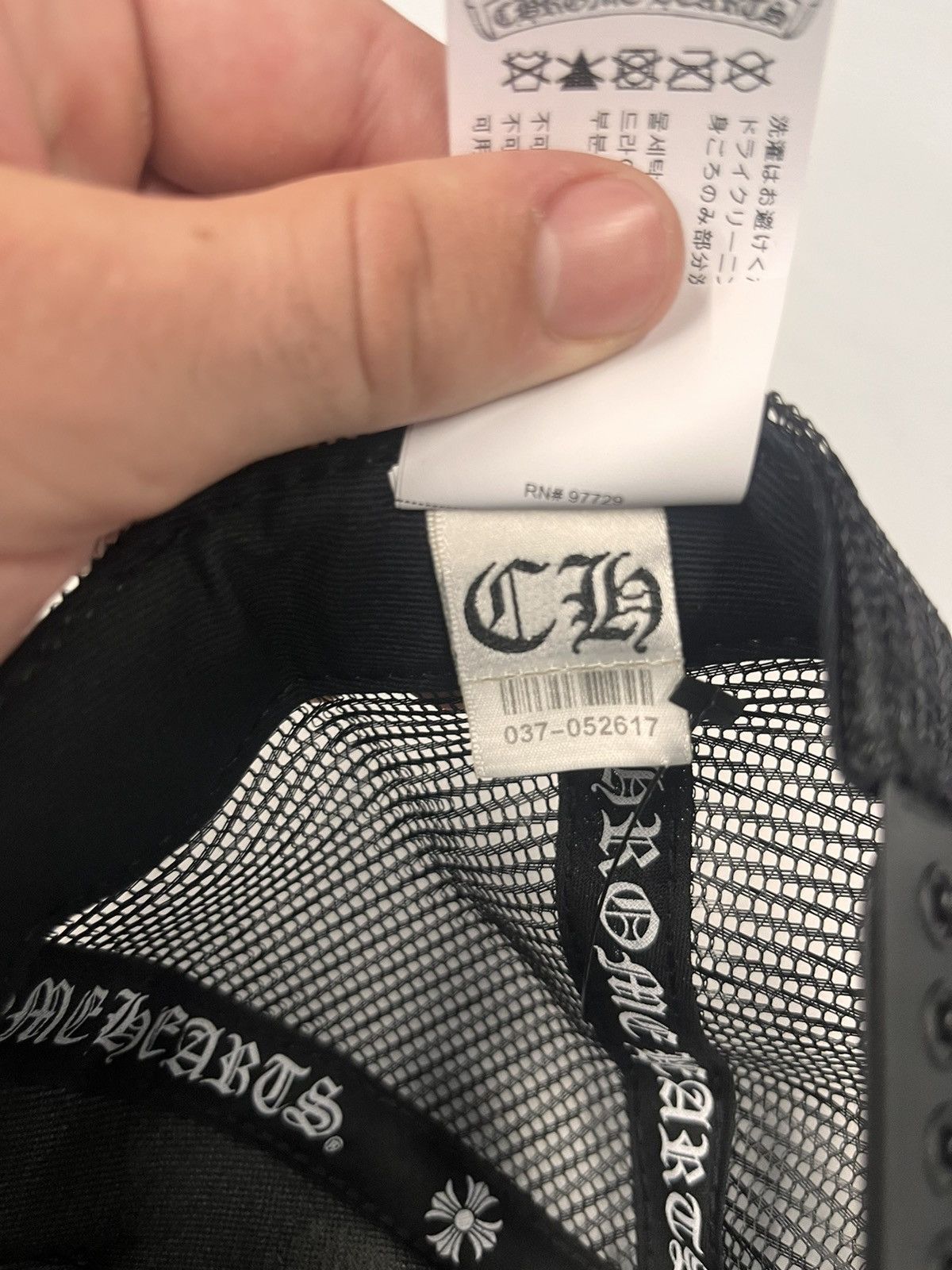 Chrome Hearts Chrome Hearts Las Vegas Exclusive Trucker Hat Size ONE SIZE - 8 Thumbnail