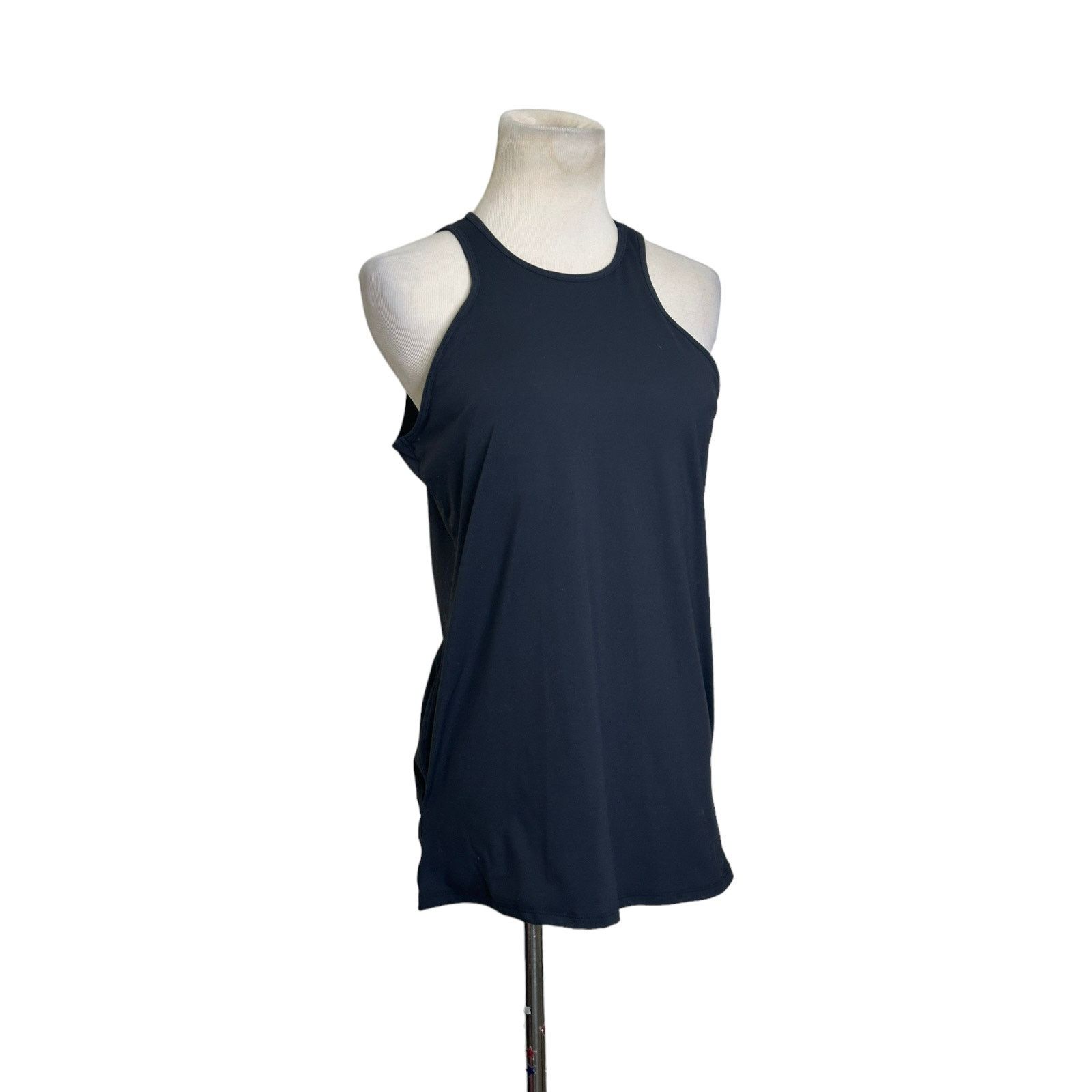 Fabletics Fabletics black open back build in bra athletic top size M Size M / US 6-8 / IT 42-44 - 10 Thumbnail