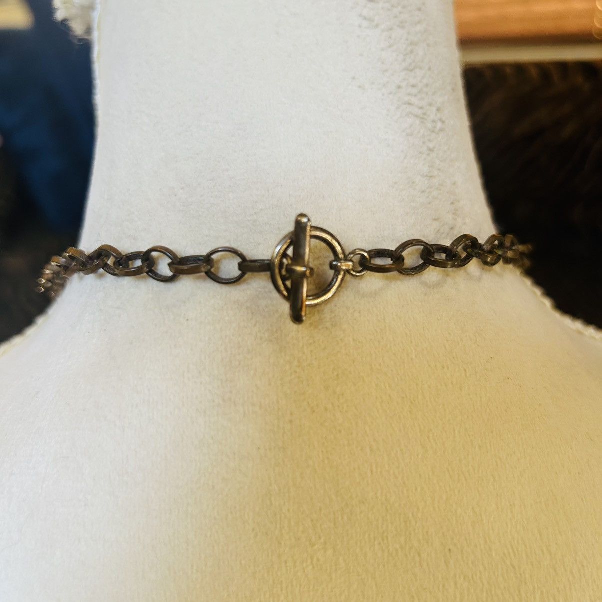 Vintage Handcrafted vintage raindrop howlite brass chain necklace Size ONE SIZE - 4 Thumbnail
