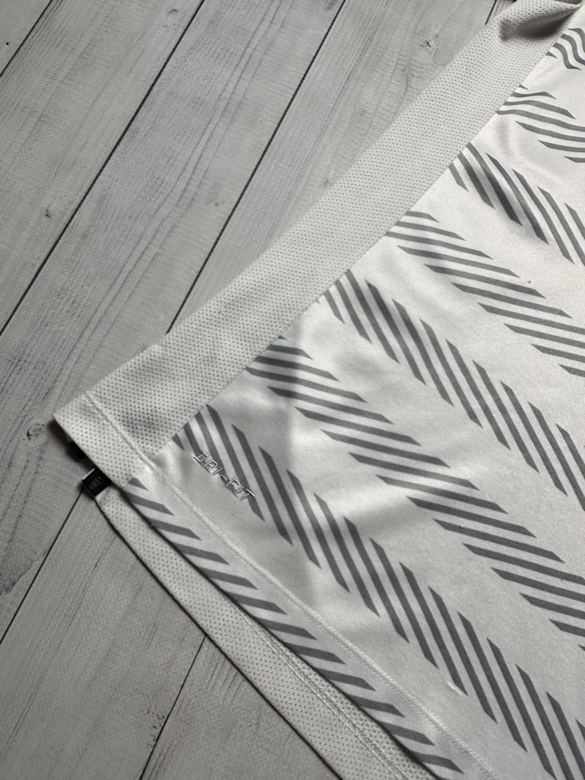 Vintage Nike Celtic soccer jersey size M logo