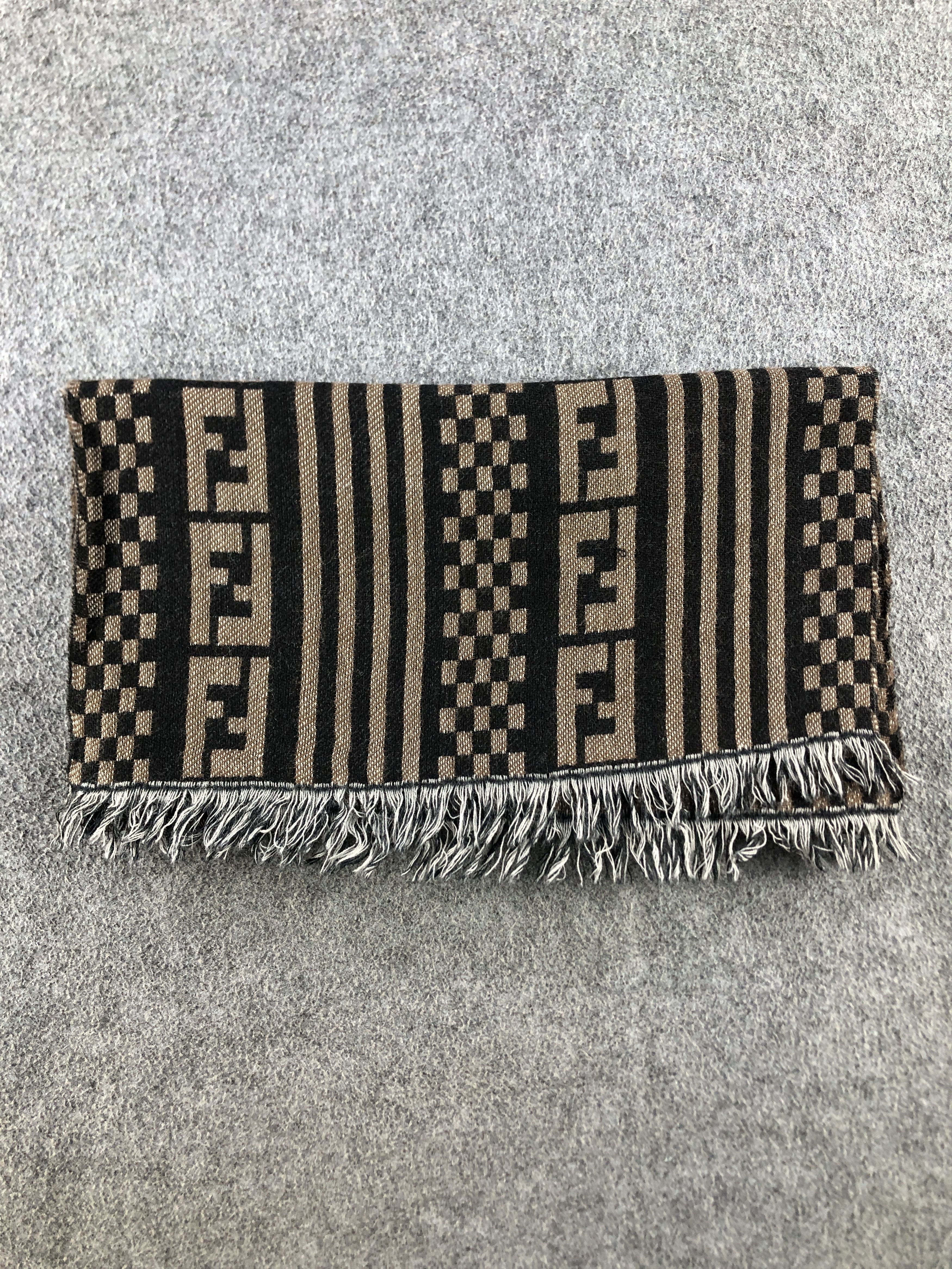 Fendi Fendi Scarf / Muffler / Neckwear P812 Size ONE SIZE - 6 Thumbnail