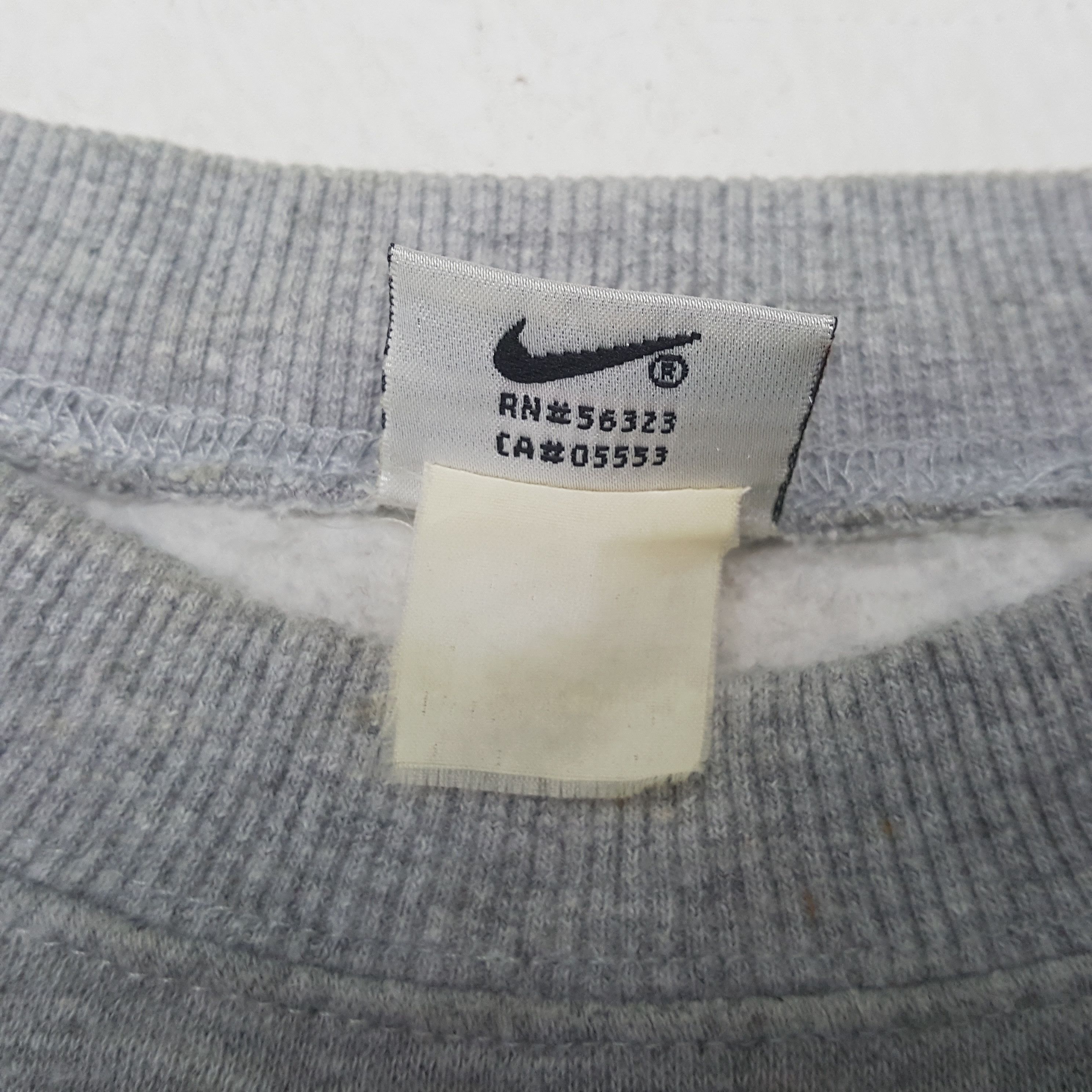 Nike NIKE Big Logo Design Vintage Sweatshirt C283N27 Size US L / EU 52-54 / 3 - 5 Thumbnail