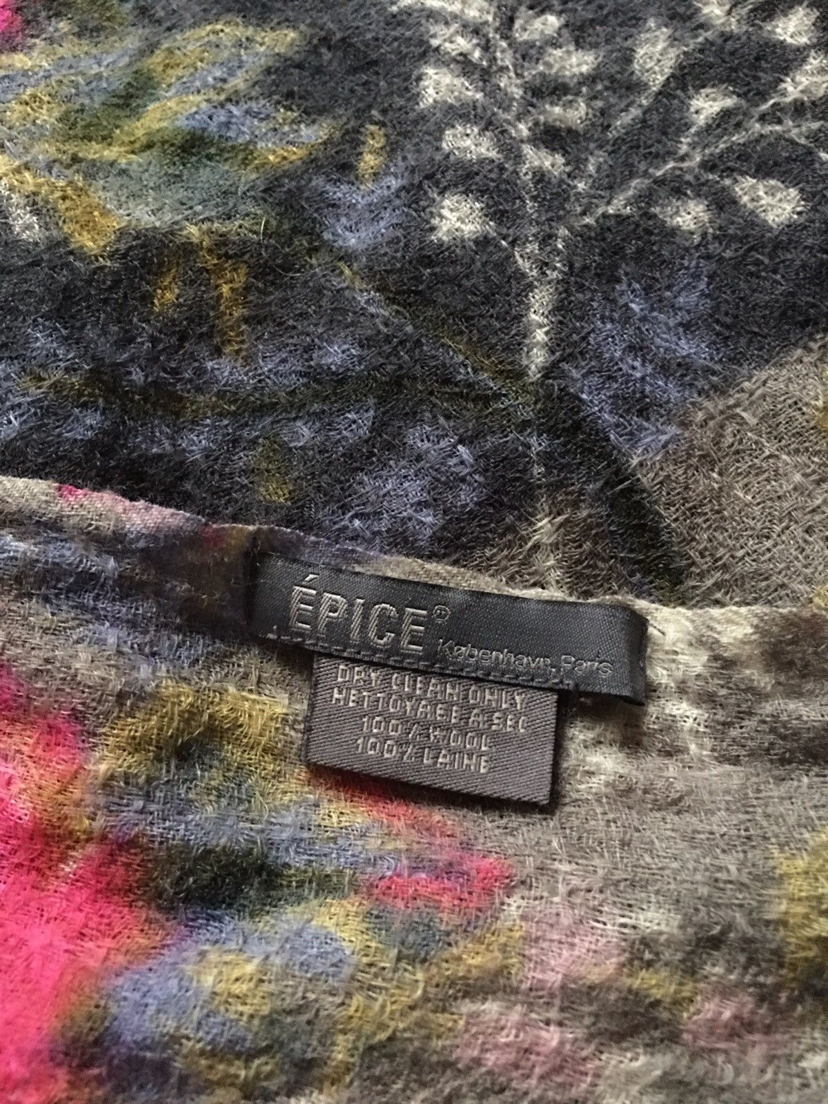 COPENHAGEN STUDIOS EPICE Paris Copenhagen Floral Wool Large Scarf Shawl Size ONE SIZE - 6 Thumbnail