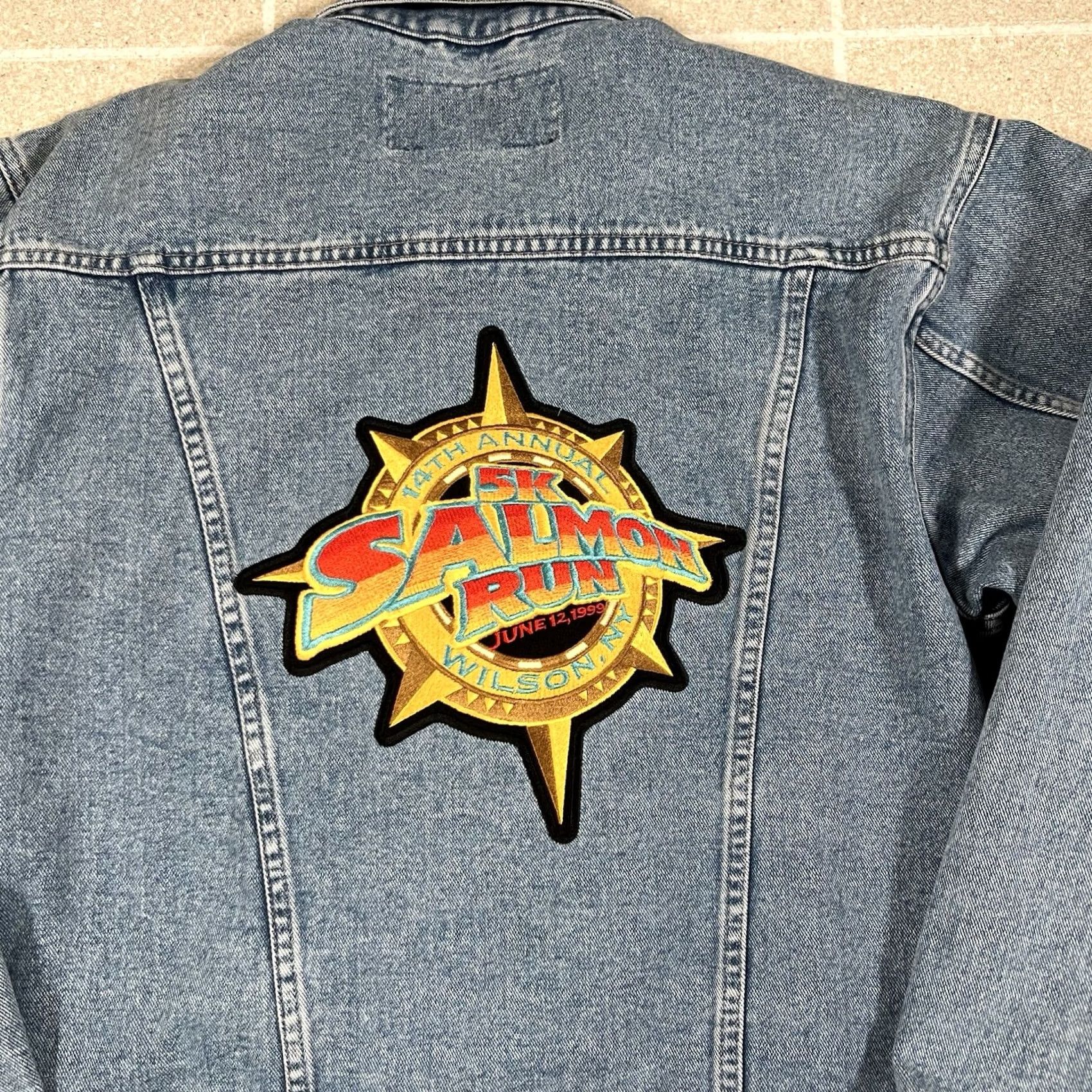 Vintage VINTAGE 1999 Cyrk Clothing Denim Jean Jacket Trucker Size S Blue Men Cav? Size US 29 - 2 Thumbnail