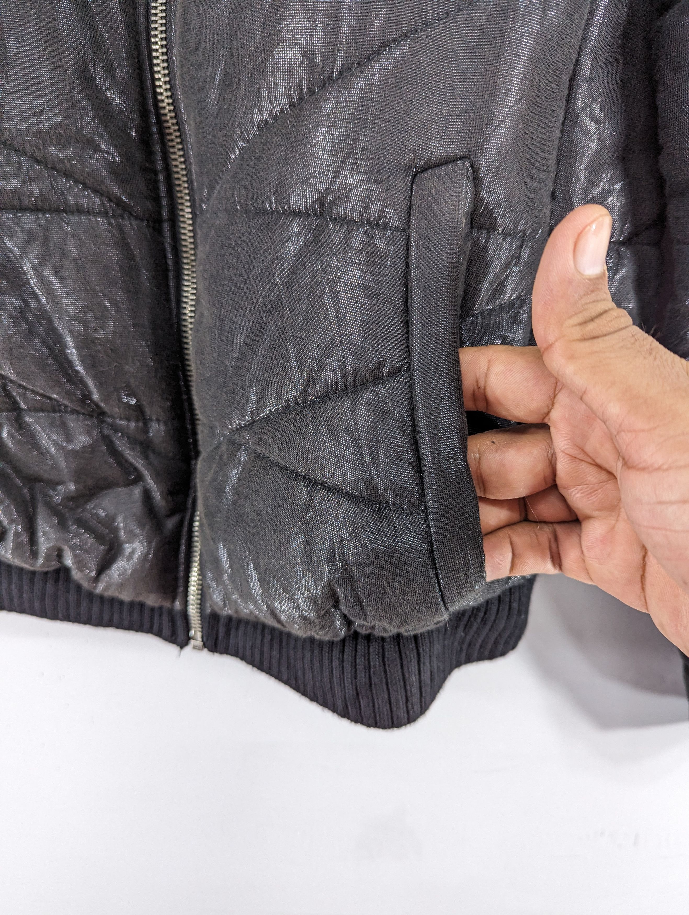 Armani Exchange Armani Exchange Standing Neck Shiny Textured Down Jacket Size L / US 10 / IT 46 - 7 Thumbnail
