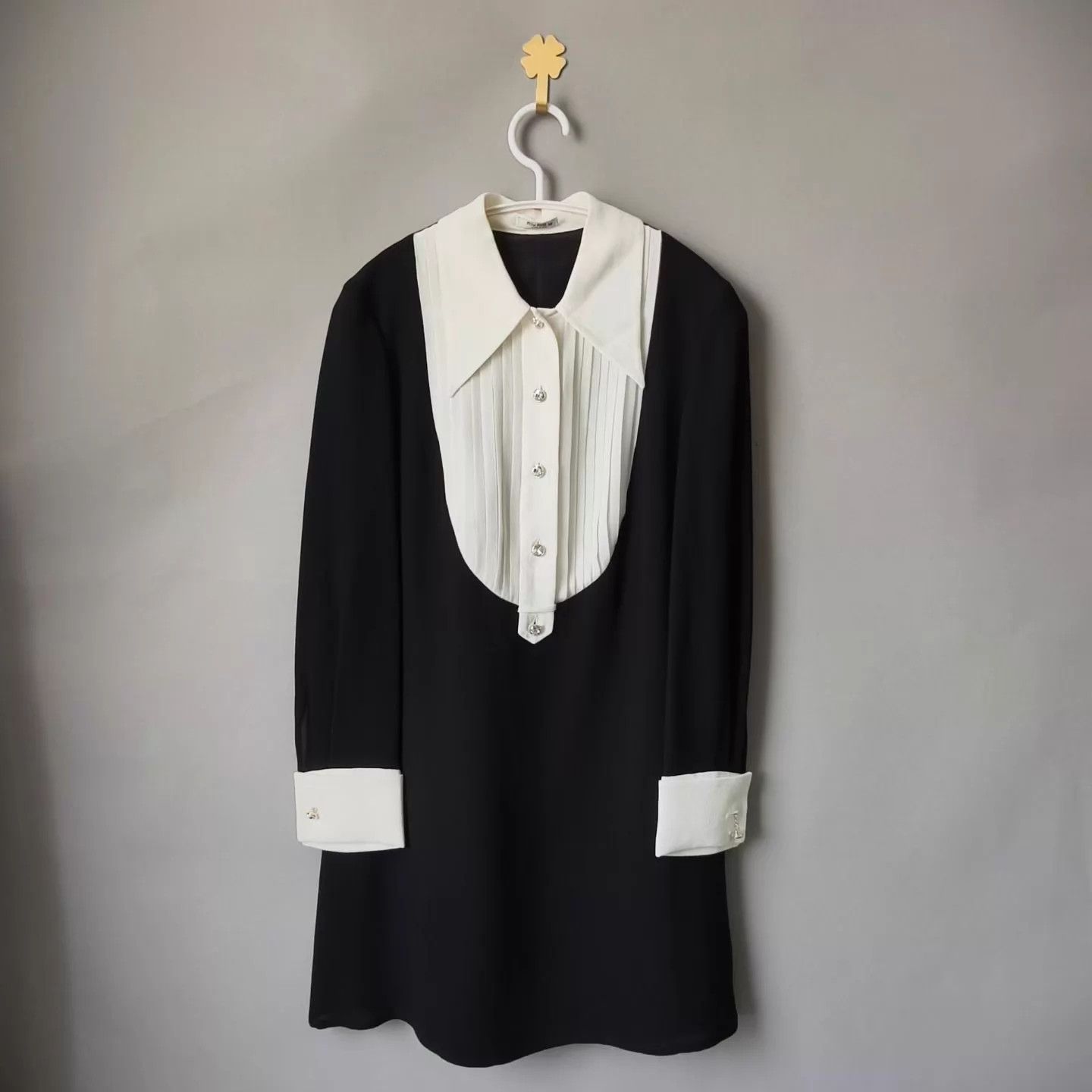 Miu Miu MIU MIU Hepburn style black/white colorblock dress 36 99 Size XS / US 0-2 / IT 36-38 - 1 Thumbnail