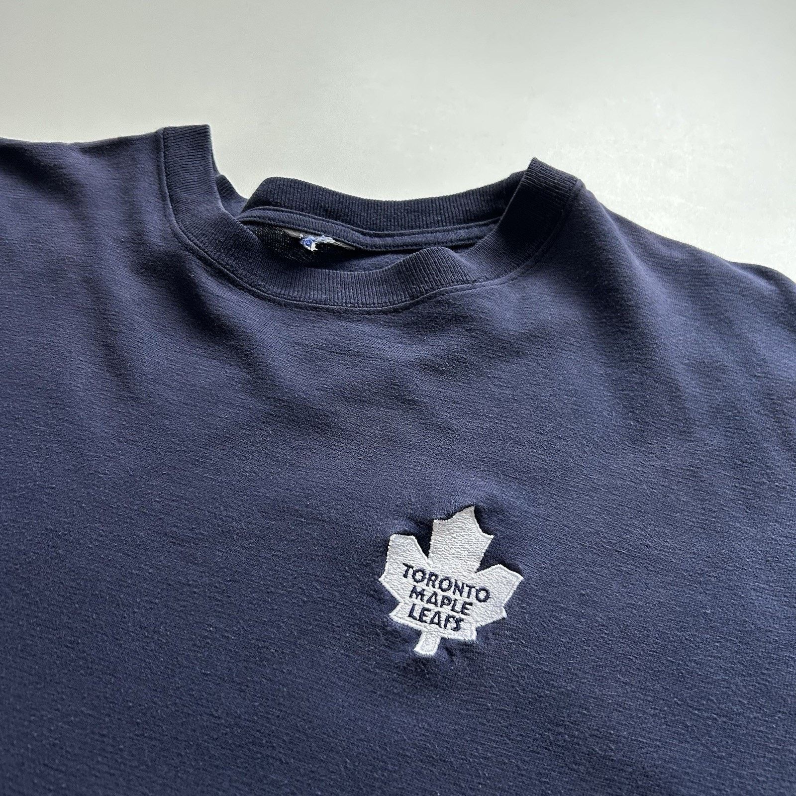 NHL × Vintage Vintage Toronto Maple Leafs NHL T Shirt Medium Faded Rare Size US M / EU 48-50 / 2 - 3 Thumbnail