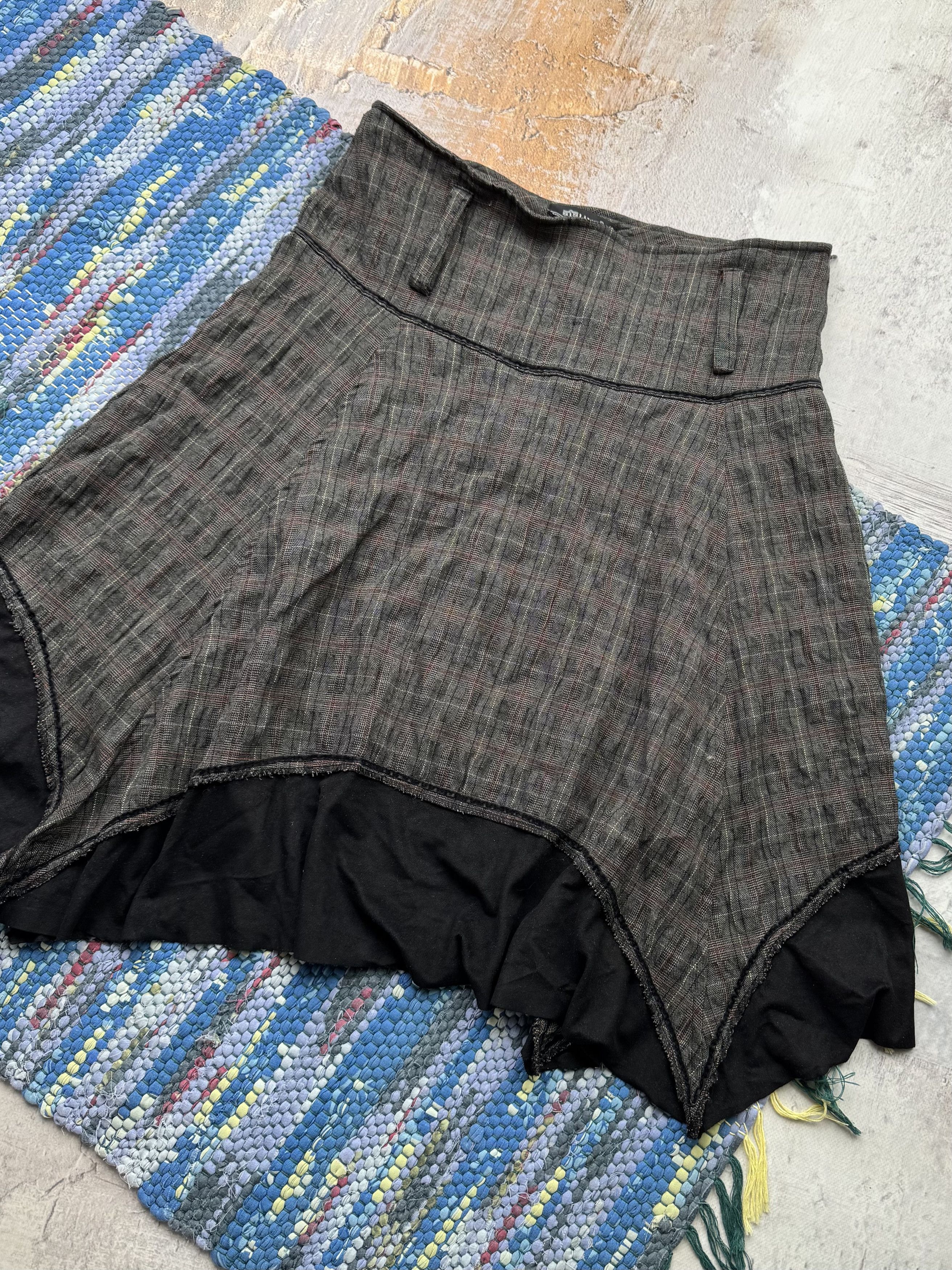 Japanese Brand Vintage Asymmetry Midi Flare Skirt A734(601) Size 30" / US 8 / IT 44 - 3 Thumbnail