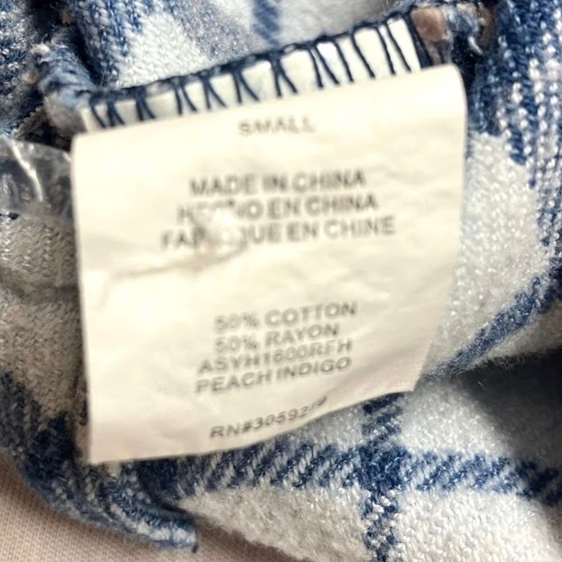 Vintage VINTAGE Altar'd State Flannel Shirt blue Plaid Long Sleeve Boyfriend Fit Shirt Size S Size S / US 4 / IT 40 - 5 Thumbnail