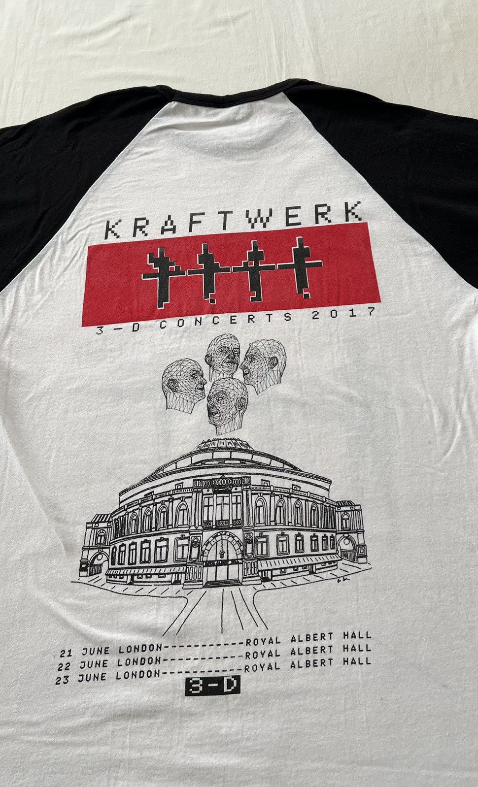 Band Tees Vintage 2017 Kraftwerk Techno Electronic Band White T-shirt Size US L / EU 52-54 / 3 - 11 Thumbnail