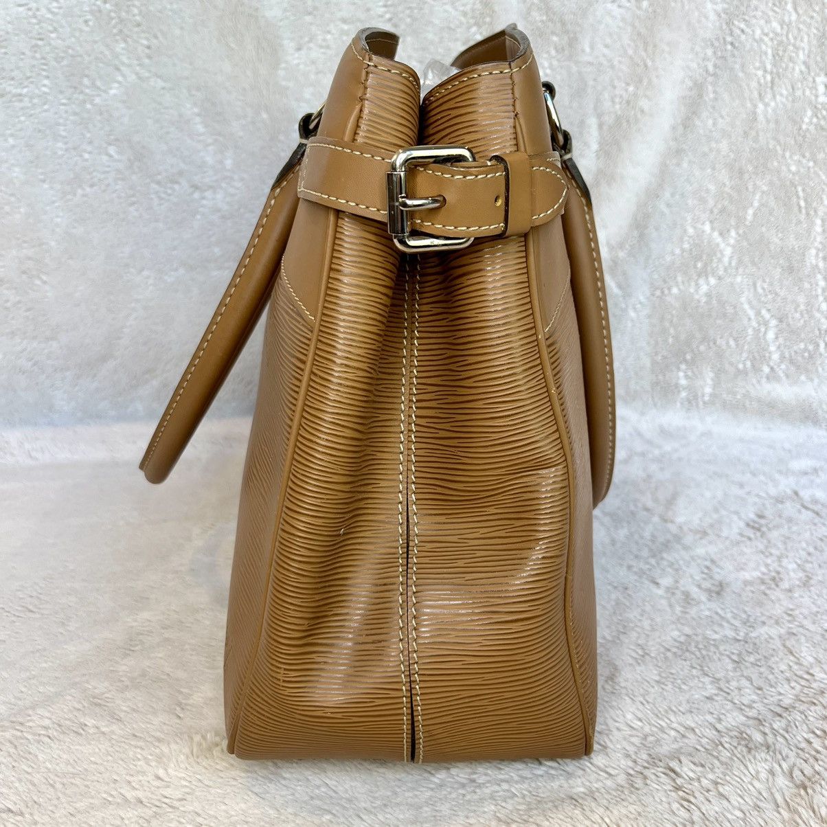 Louis Vuitton Louis Vuitton Cognac Epi Passy GM Shoulder Bag Size ONE SIZE - 4 Thumbnail