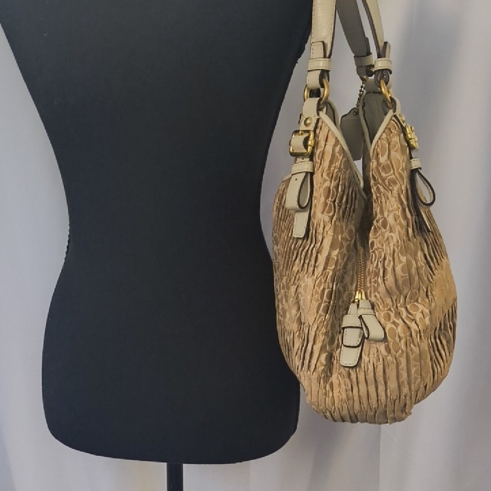 Coach Up-Crafted by Coach Madison Maggie Gathered Jacquard Size ONE SIZE - 7 Thumbnail