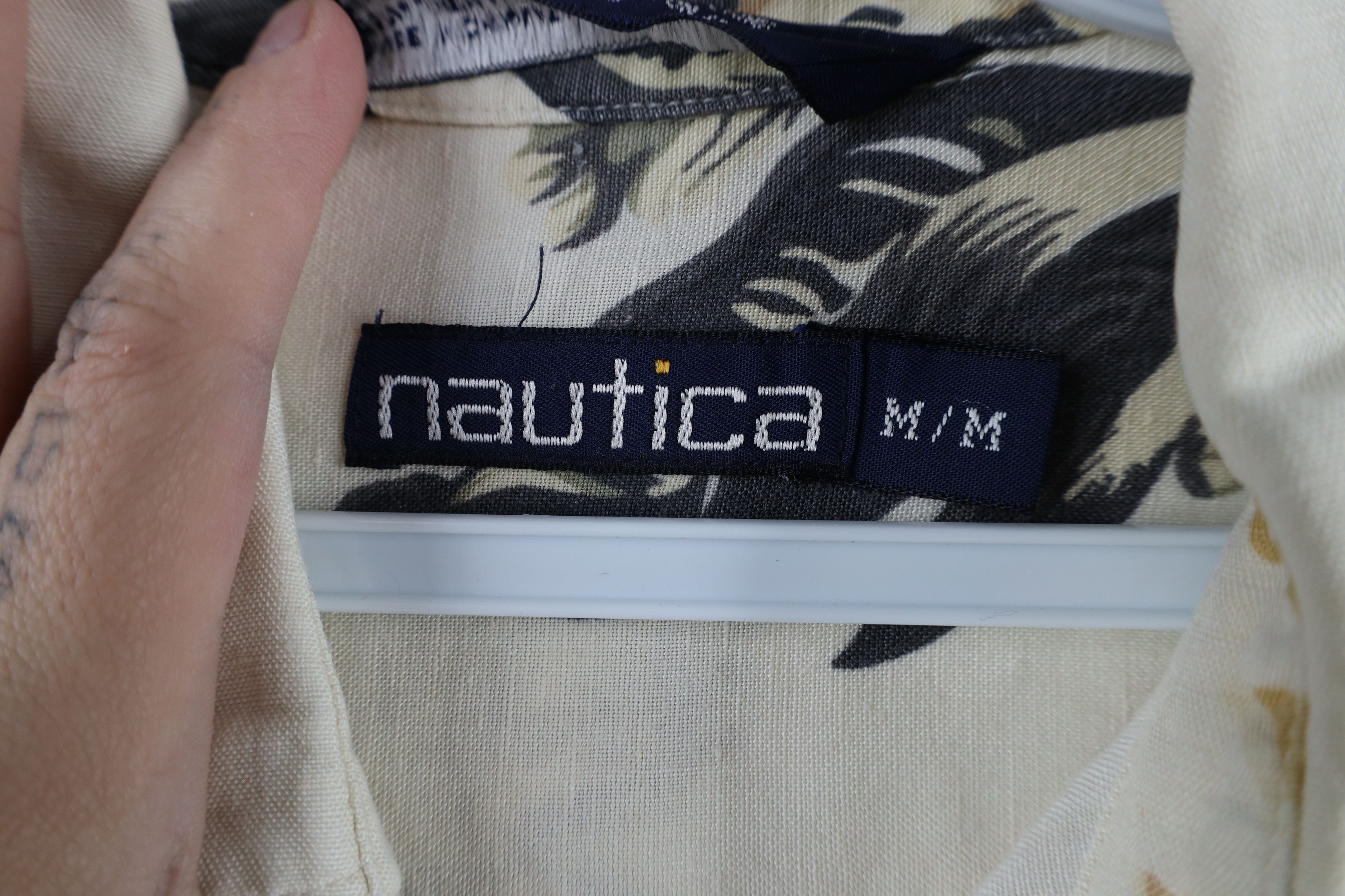 Nautica × Vintage Vintage 90s Nautica Distressed Blend Flower Button Shirt Size US M / EU 48-50 / 2 - 10 Thumbnail