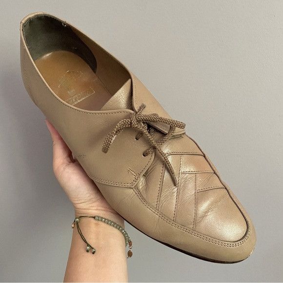 Vintage Vintage Taupe Leather Oxford Shoes - 10.5, Canada 🇨🇦 Size US 10.5 / EU 43-44 - 2 Thumbnail