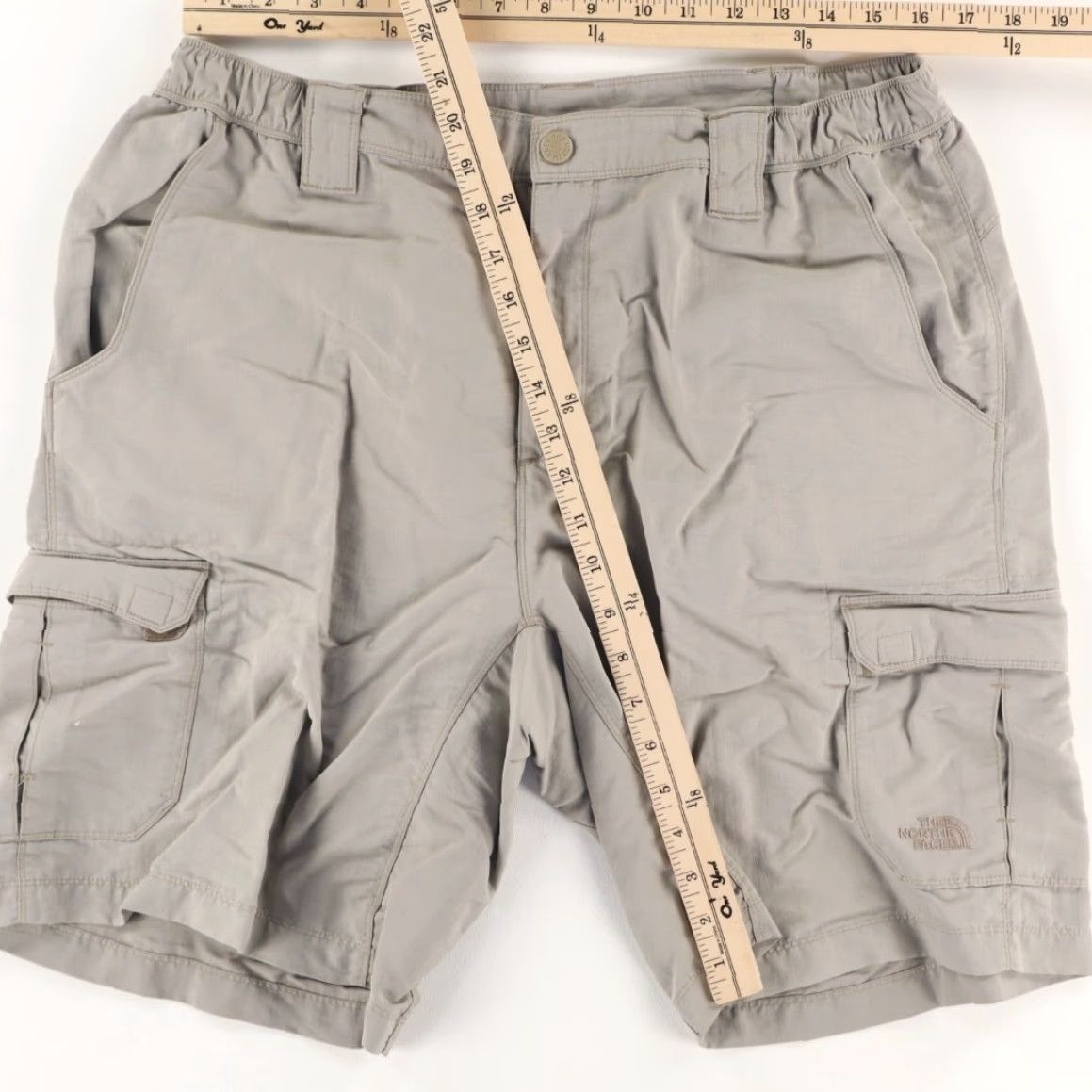 The North Face The North Face Paramont Nylon Woven Cargo Shorts Khaki Mens L Size US 33 - 3 Thumbnail