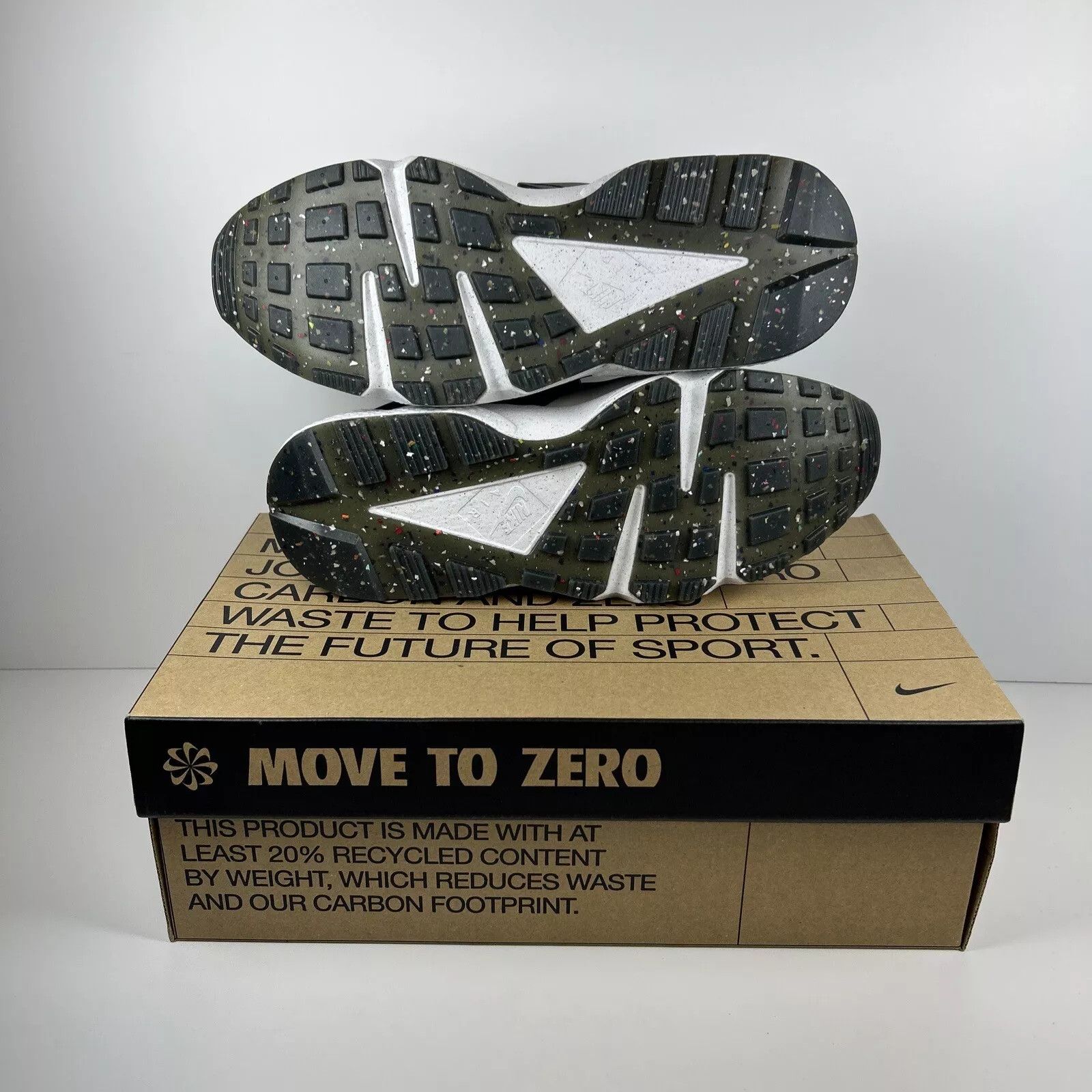 Nike Nike Shoes Air Huarache Men's 8 & 8.5 Crater PRM Size US 8 / EU 41 - 2 Thumbnail