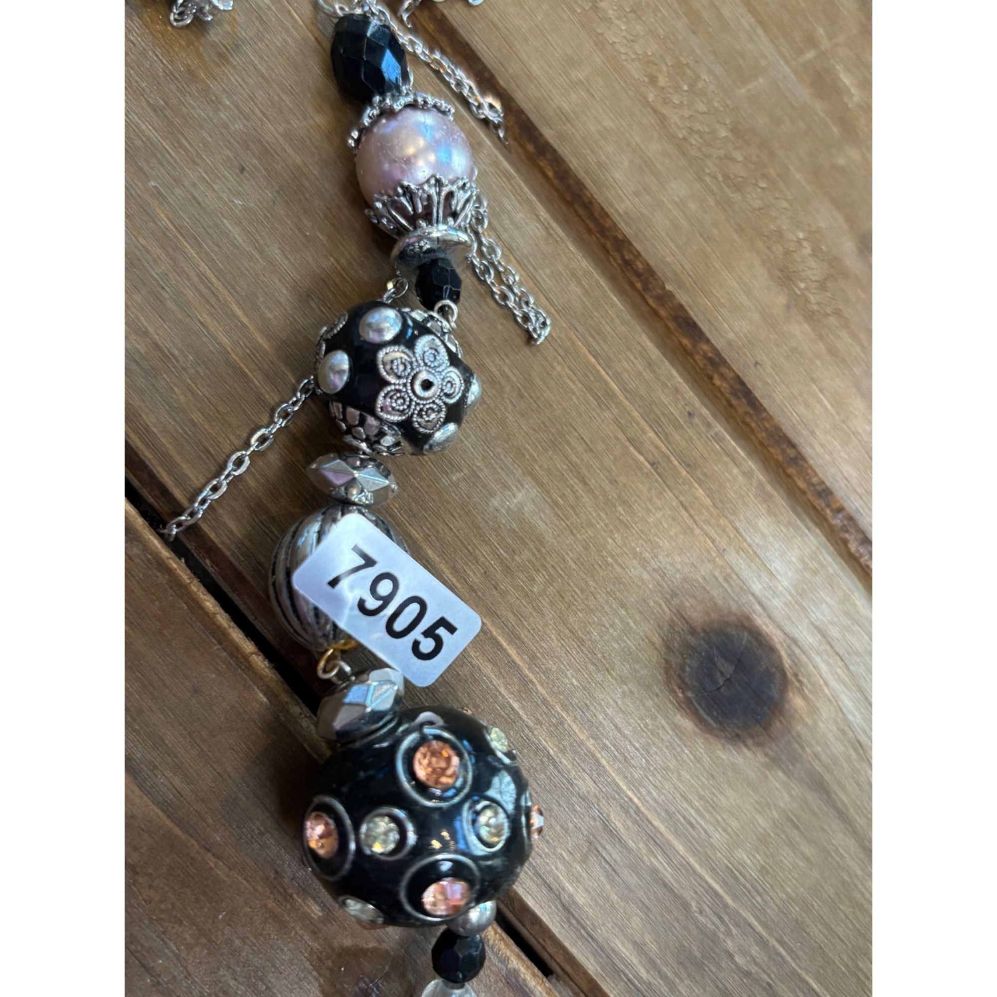 Other Handcrafted Beaded Pendant Necklace With Black & Silver Acce Size ONE SIZE - 2 Thumbnail