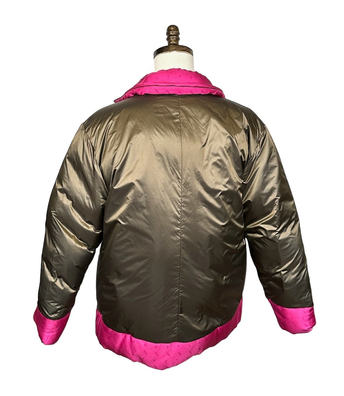 Fendi FENDI DOWN JACKET IN RASPBERRY Size US M / EU 48-50 / 2 - 4 Thumbnail
