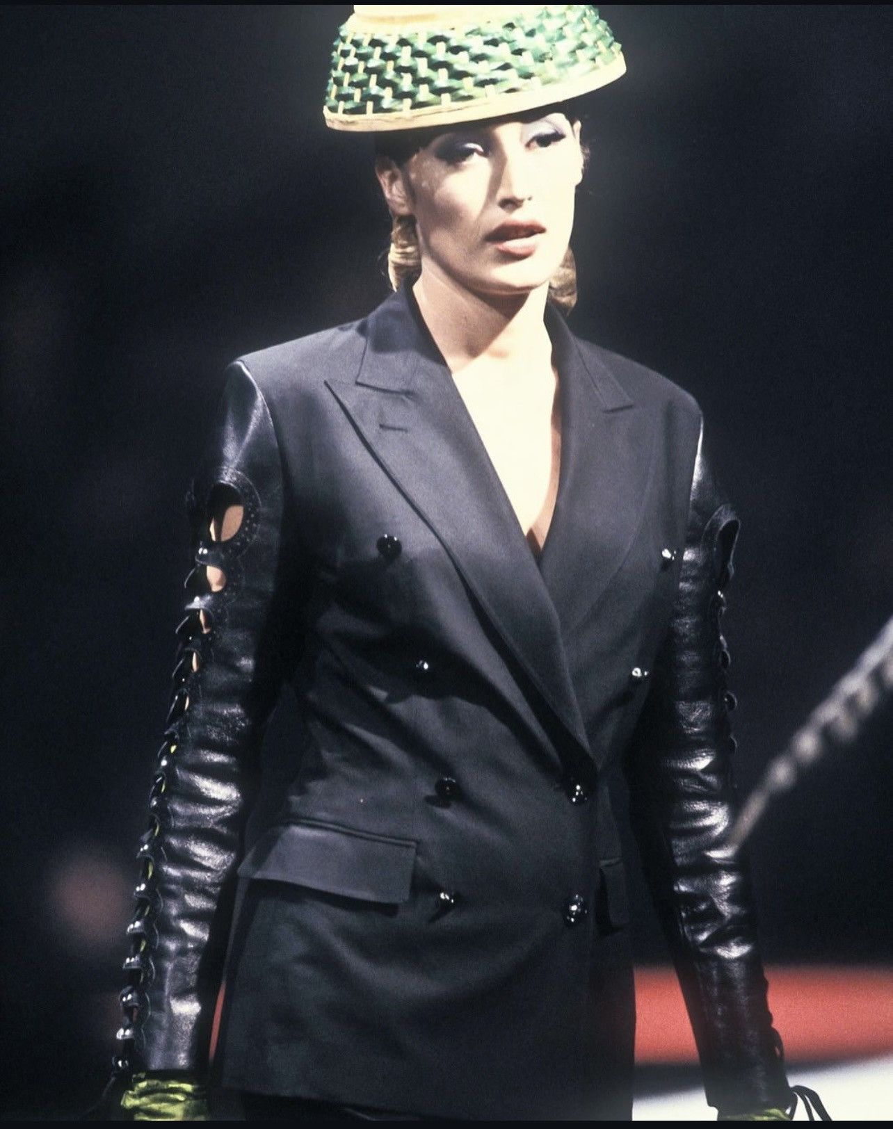 Jean Paul Gaultier 1992 Jean Paul Gaultier "EleganceCompitition" leather sleeve Size M / US 6-8 / IT 42-44 - 1 Thumbnail