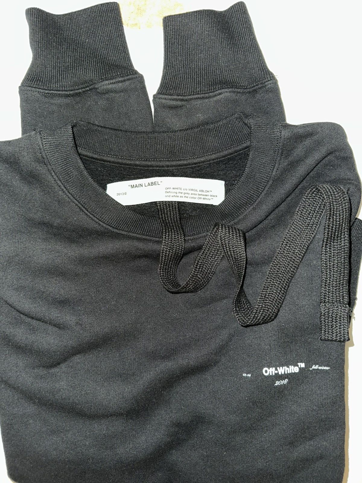 Off-White Off White Black and White Crewneck Small Size US S / EU 44-46 / 1 - 4 Thumbnail