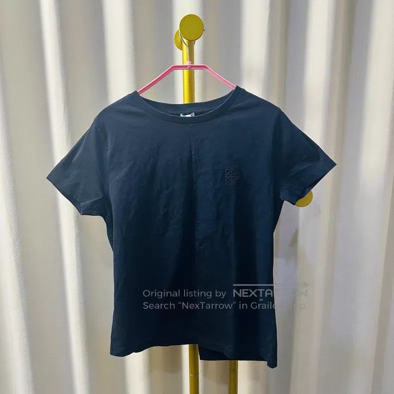 Loewe Loewe Black Short-sleeve with Small Logo on Chest Size M / US 6-8 / IT 42-44 - 1 Thumbnail