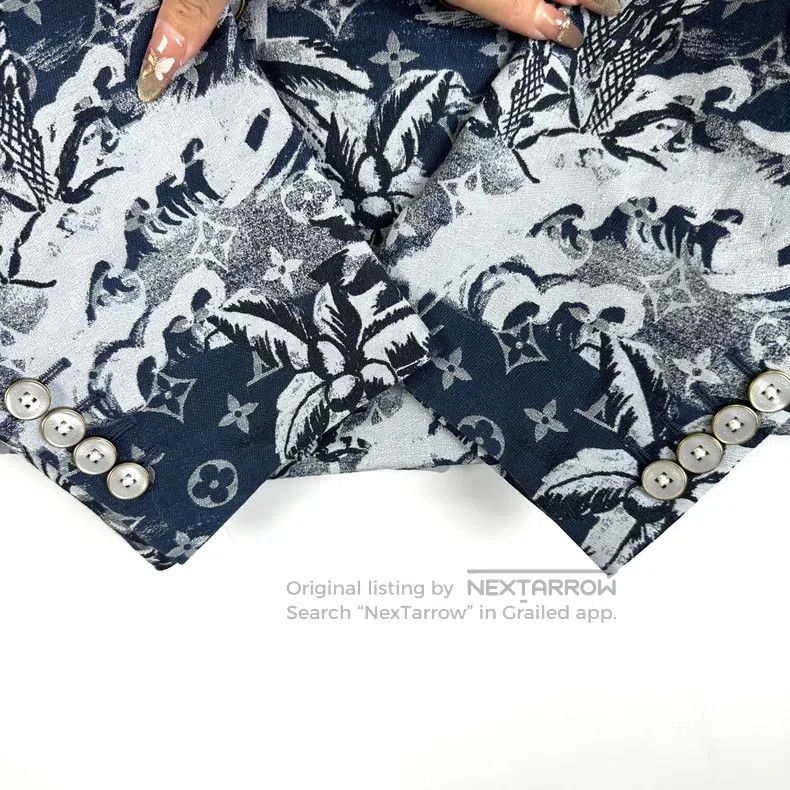 Louis Vuitton Louis Vuitton Show Beach Graffiti Print Double-Breasted Bl Size US M / EU 48-50 / 2 - 5 Thumbnail