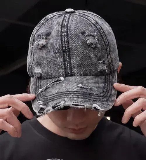 Other Hazuki x Airi Utility grunge unisex distressed ripped cap Size ONE SIZE - 6 Thumbnail