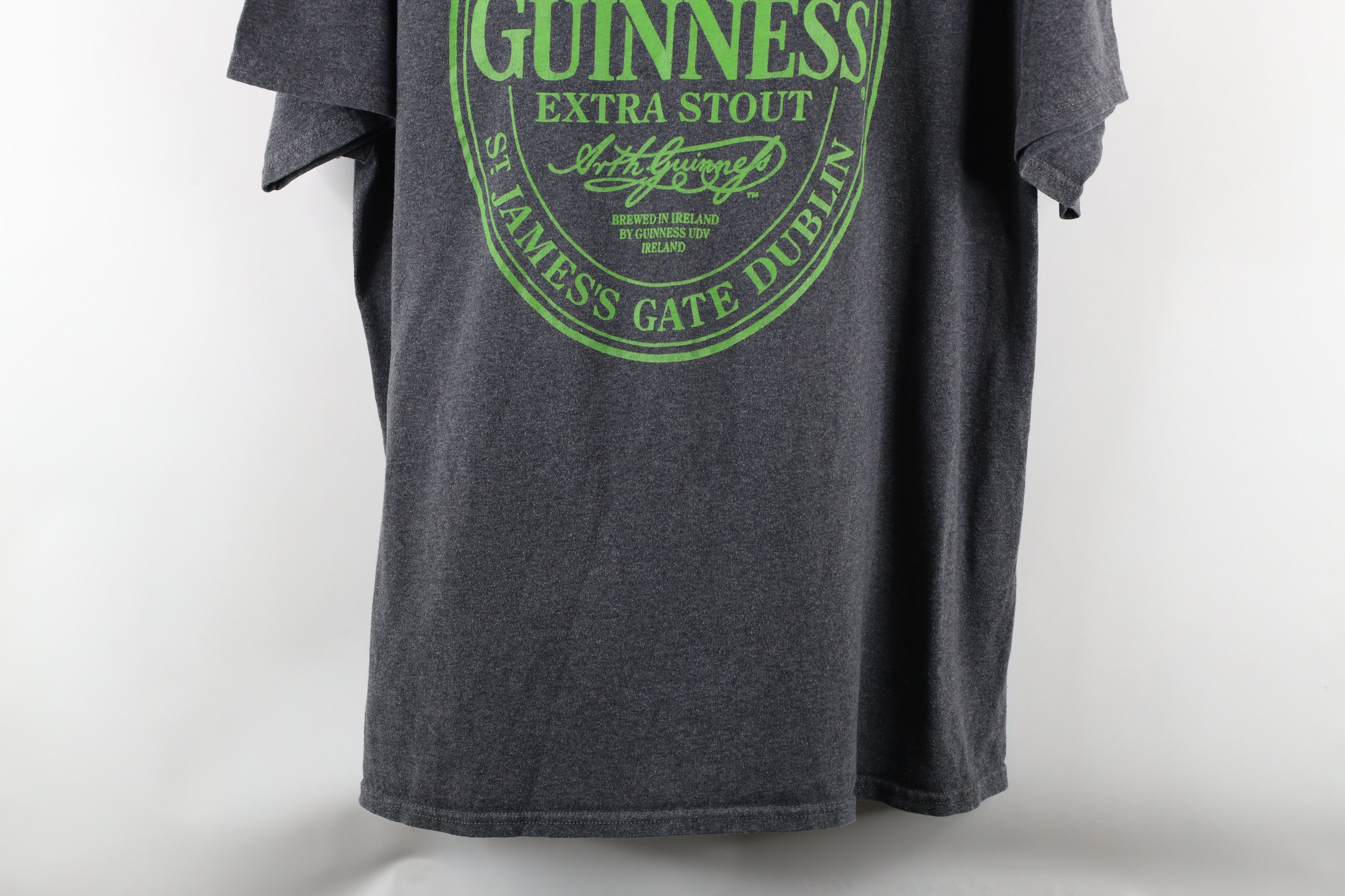 Vintage Vintage Y2K Guinness Beer Out Short Sleeve T-Shirt Gray Size US XXL / EU 58 / 5 - 3 Thumbnail