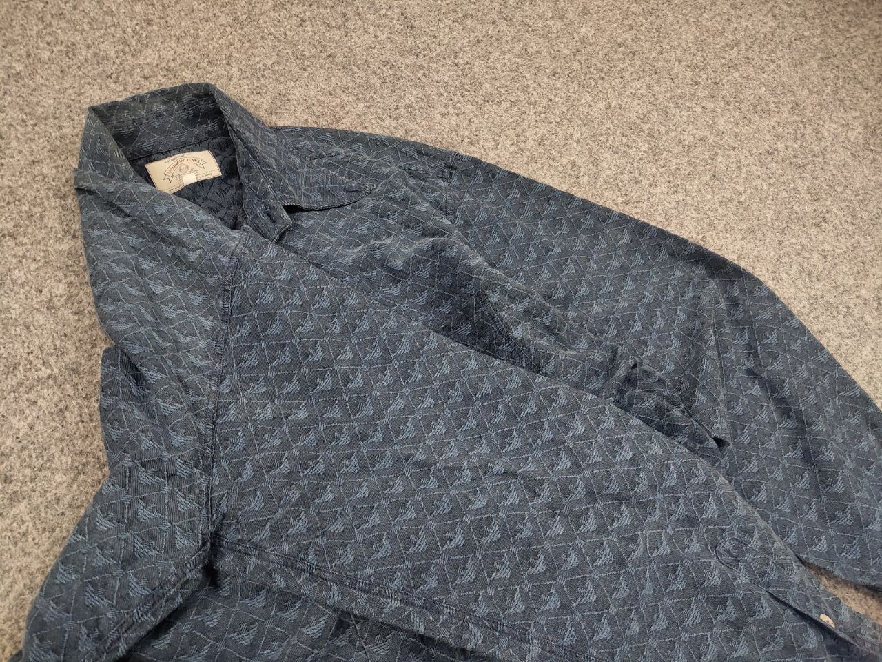 Giorgio Armani Vintage 80's Armani Jeans Monogram Logo oversized shirt Size US L / EU 52-54 / 3 - 11 Thumbnail