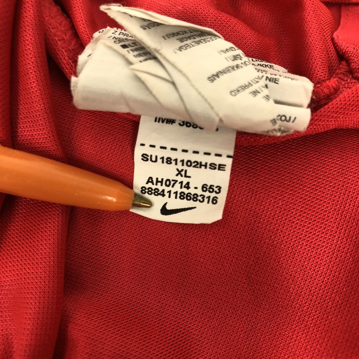 Nike Red Bull Salzburg 2018 training jersey Size US XL / EU 56 / 4 - 6 Thumbnail