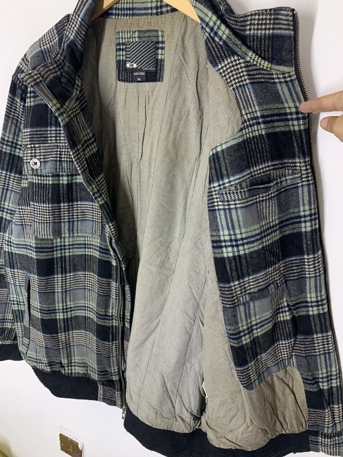 Oakley Vintage Oakley Plaid Heavy Jacket Size US XL / EU 56 / 4 - 12 Thumbnail