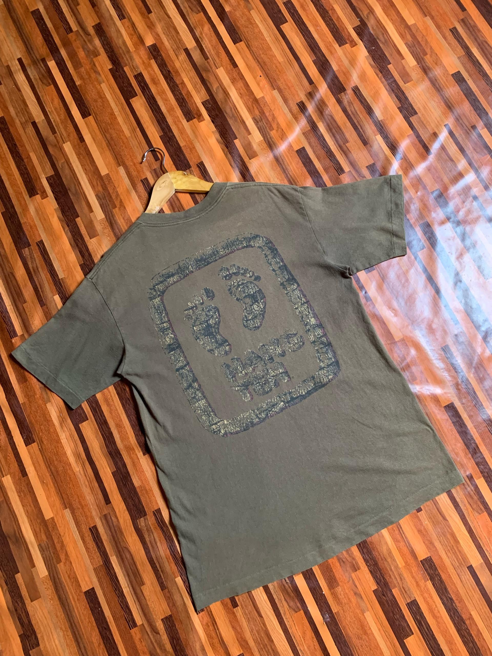 Vintage Vintage 80's Hang Ten single stich Tshirt Medium Size US L / EU 52-54 / 3 - 1 Thumbnail