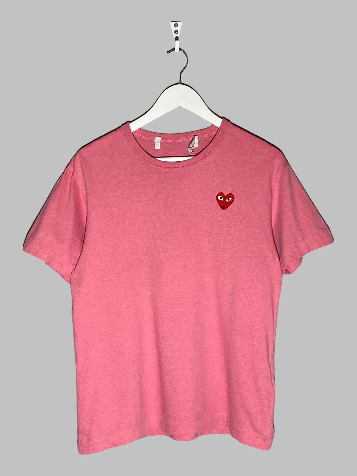 Comme des Garcons COMME DES GARÇONS PLAY Pink Heart Patch T-Shirt Size US M / EU 48-50 / 2 - 1 Thumbnail
