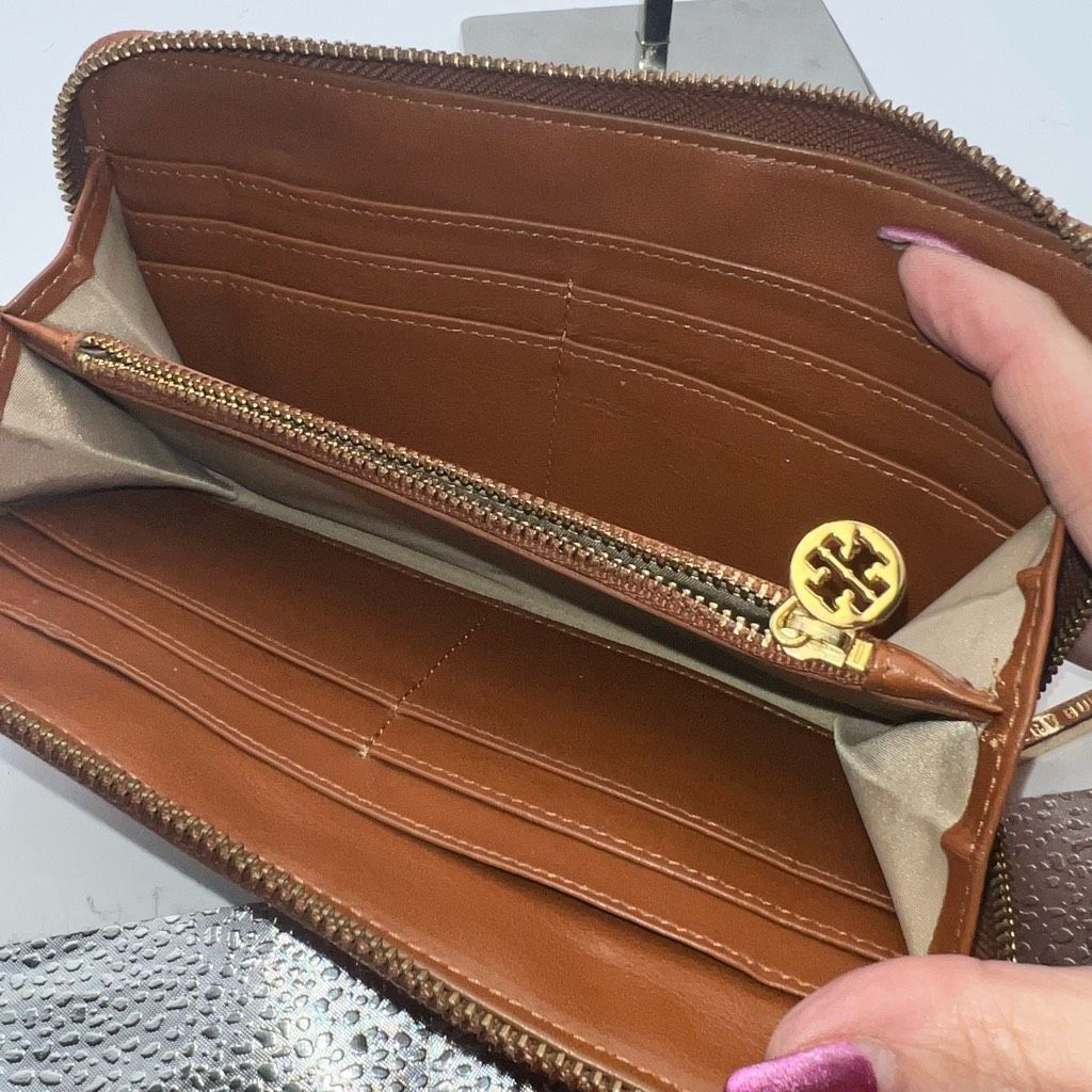 Tory Burch Tory Burch Dena Leather Zip Continental Clutch Wallet Size ONE SIZE - 7 Thumbnail