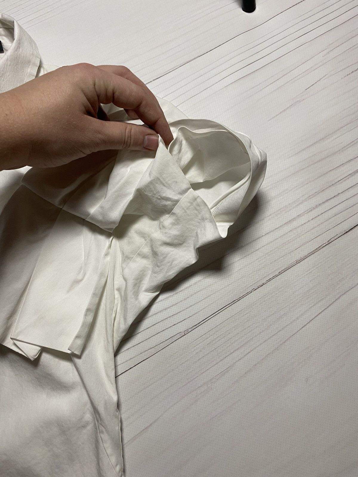 Alexander McQueen Alexander McQueen AW14 White Cotton Bows Side-Tie Shirt Size S / US 4 / IT 40 - 10 Thumbnail