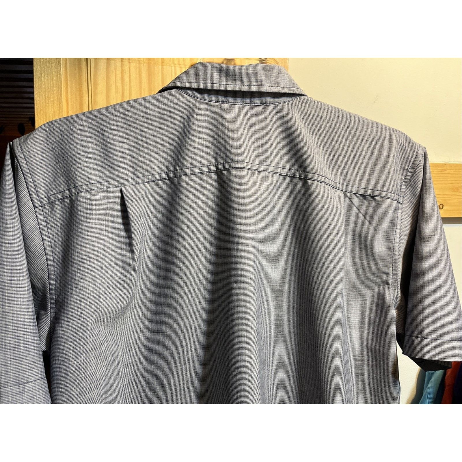 Orvis Orvis Button Up Tech Shirt Mens Large Blue Lightweight Poly Size US L / EU 52-54 / 3 - 8 Thumbnail