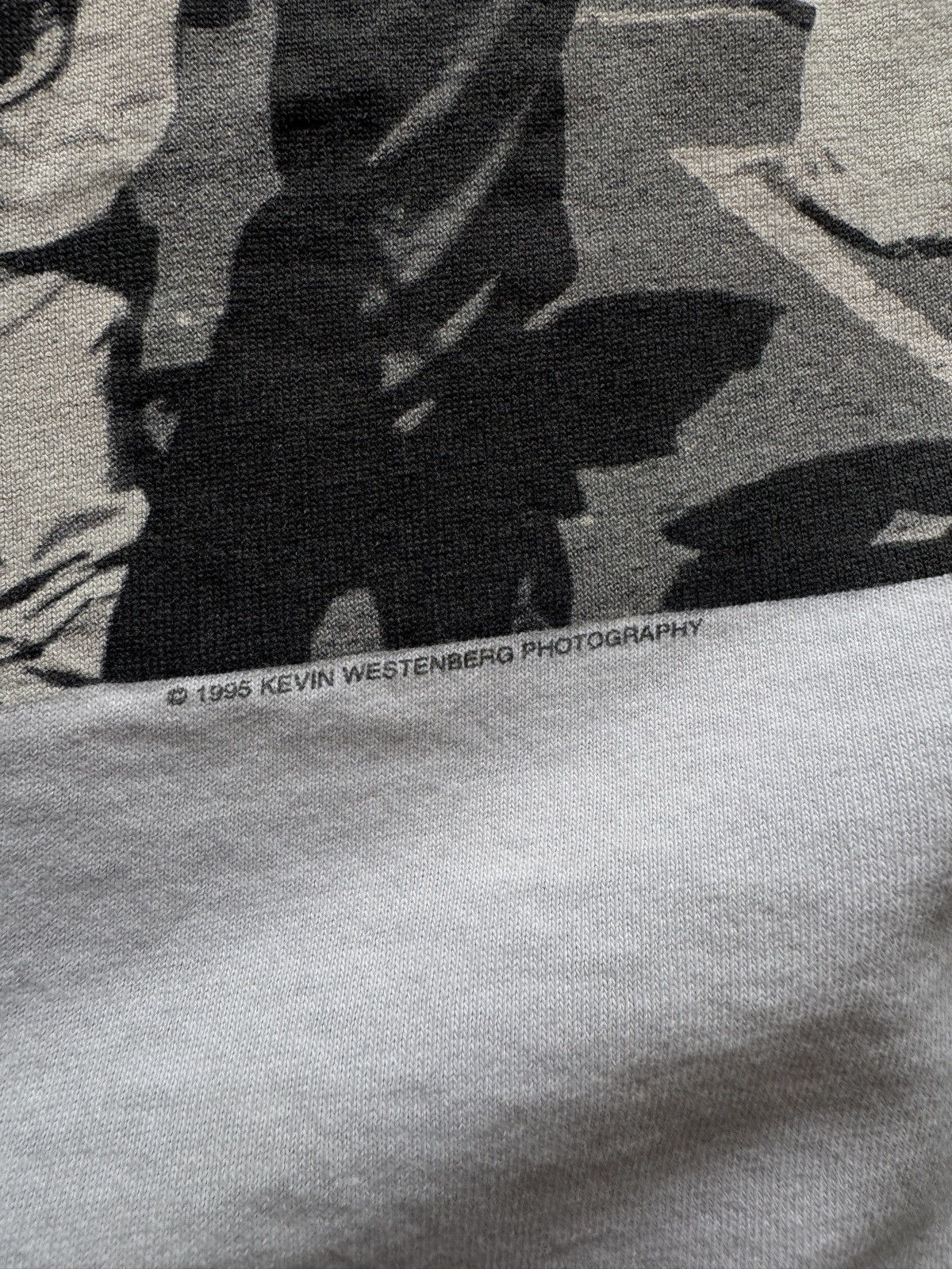 Vintage 1995 FADED Bush Band Rare White Tee Size L Size US L / EU 52-54 / 3 - 9 Thumbnail